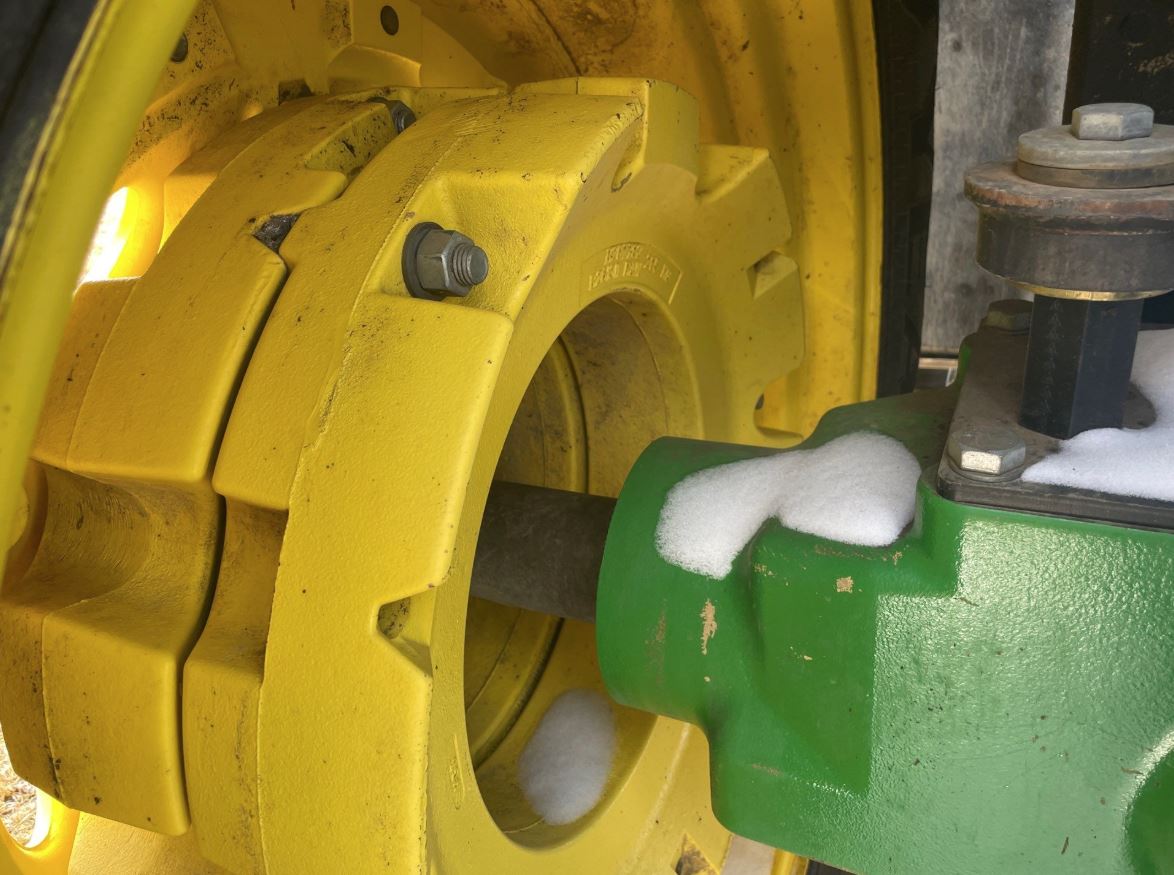 2013 John Deere 6170R Tractor