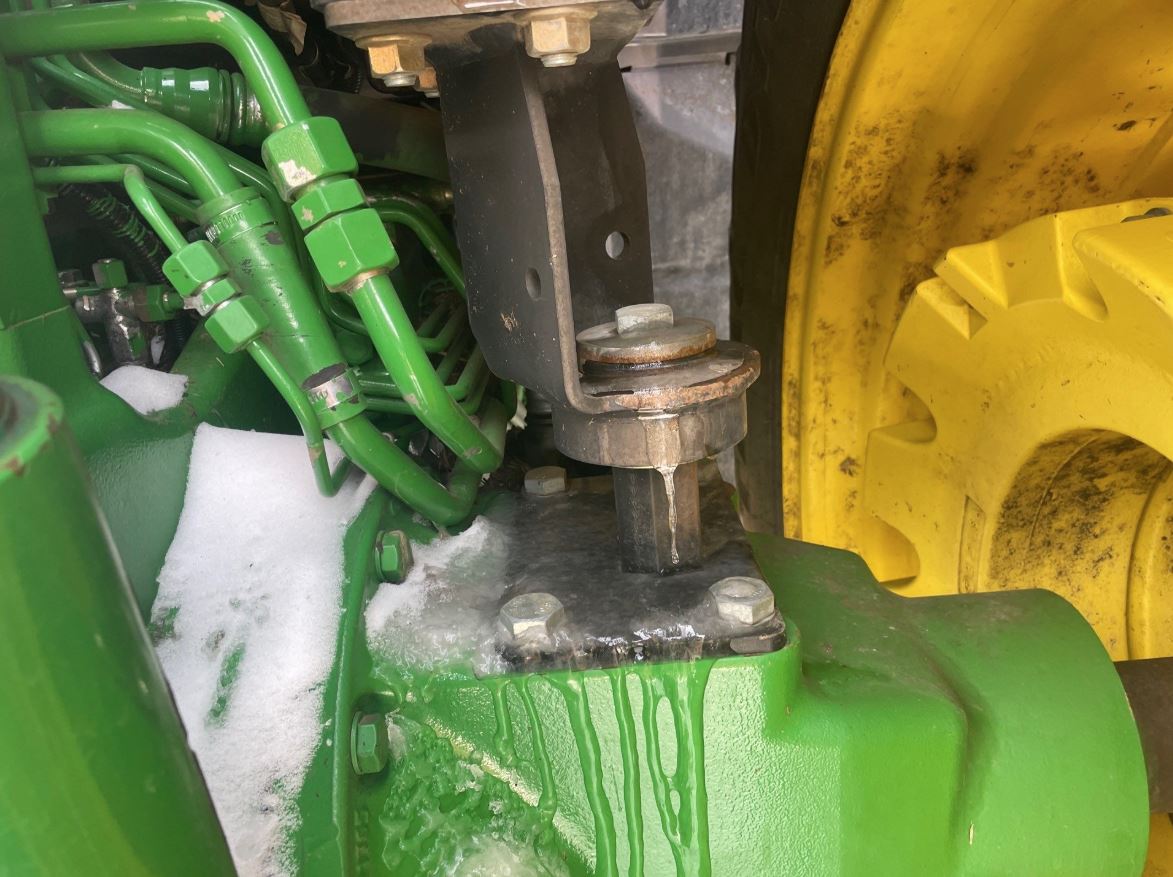 2013 John Deere 6170R Tractor