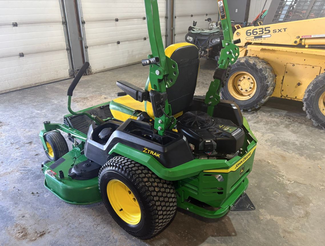 2024 John Deere Z545R Mower/Zero Turn