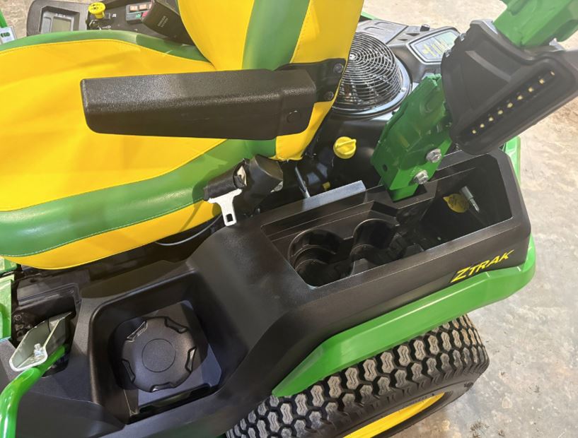 2024 John Deere Z545R Mower/Zero Turn