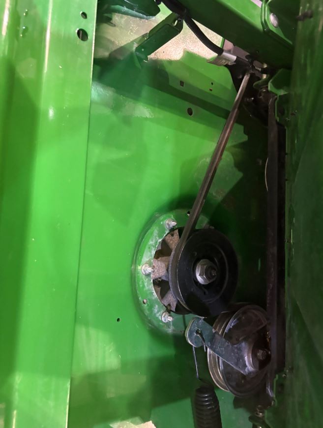 2024 John Deere Z545R Mower/Zero Turn