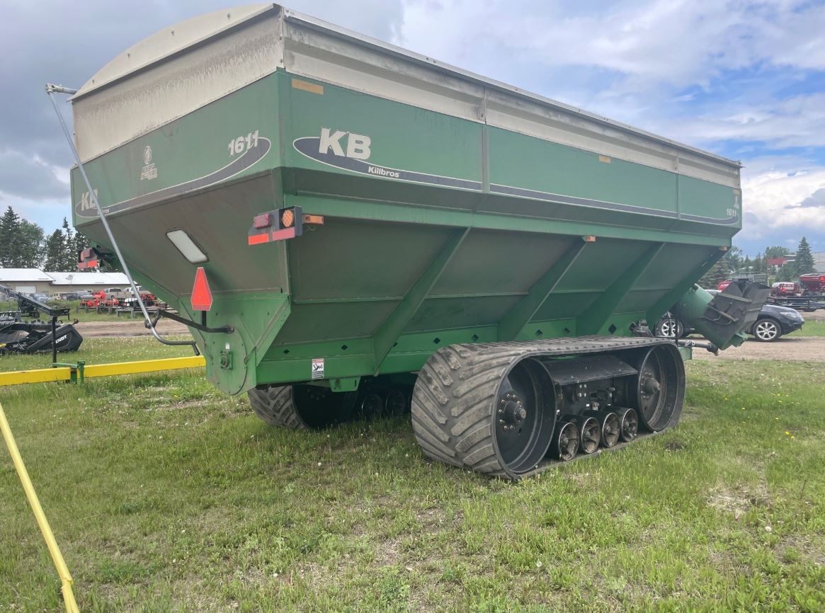 2017 Unverferth 1611 Grain Cart