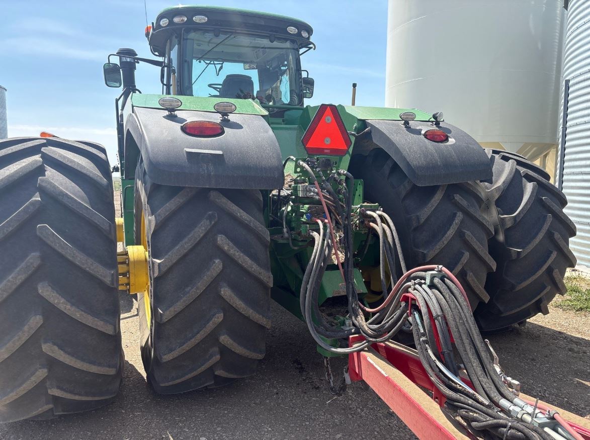 2016 John Deere 9470R Tractor 4WD