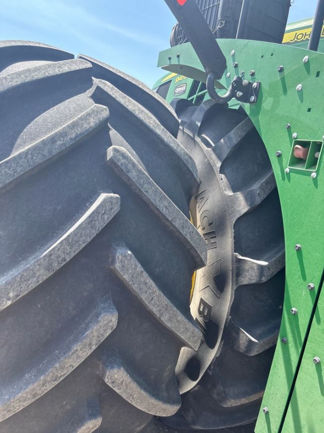 2016 John Deere 9470R Tractor 4WD