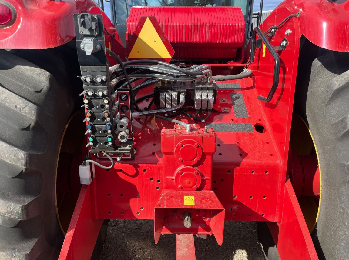 2019 Versatile 570HP Tractor 4WD