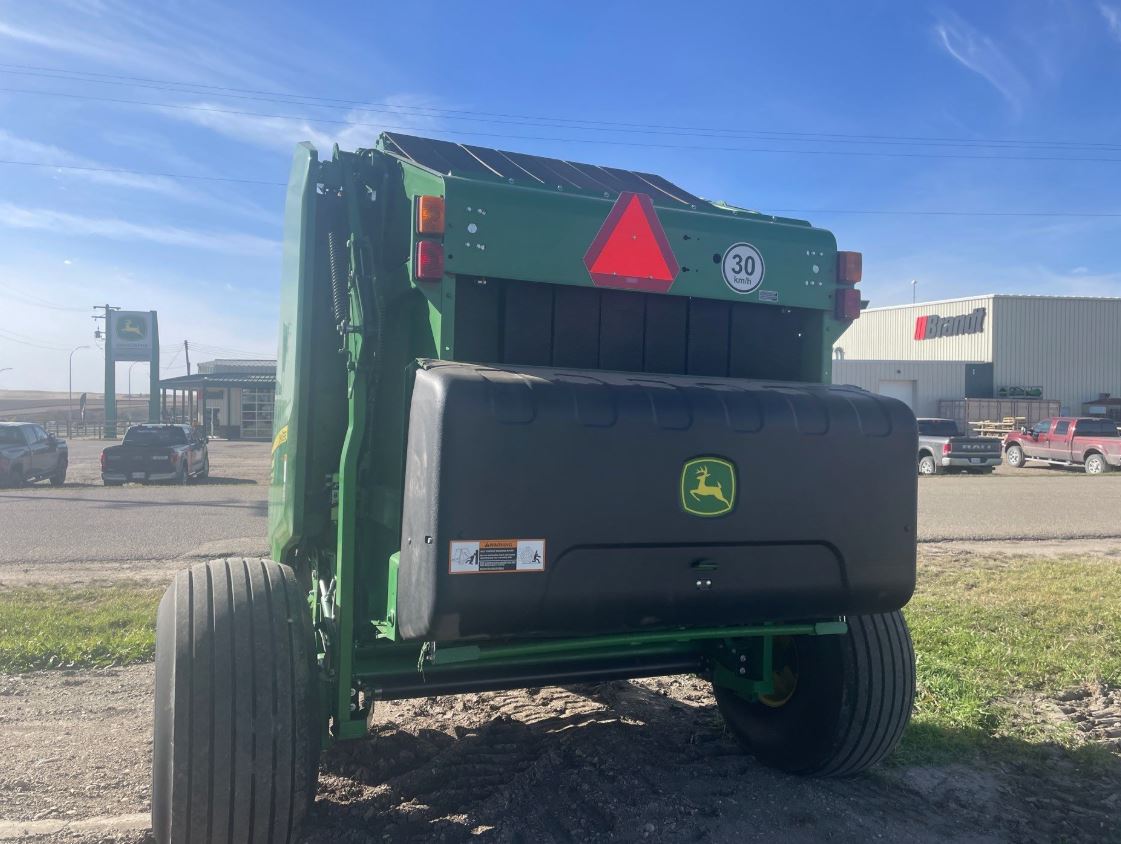 2023 John Deere 560M Baler/Round