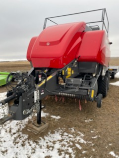 19 Massey Ferguson 2290 Baler Square For Sale In Dunmore Ab Ironsearch