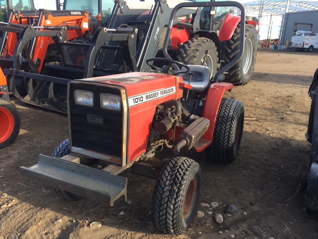 Massey Ferguson 1010 Tractor