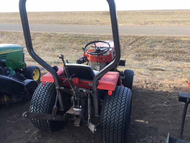 Massey Ferguson 1010 Tractor