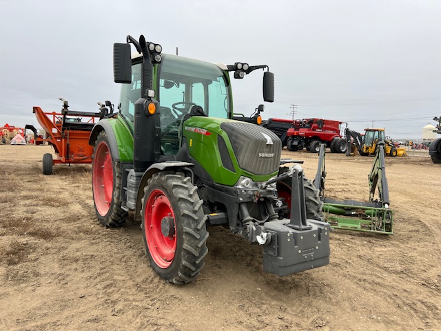 2023 Fendt 311 Tractor