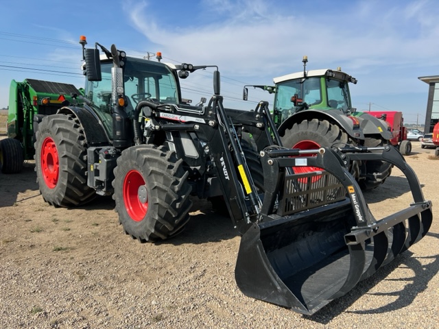 2022 Fendt 724 Gen6 Tractor