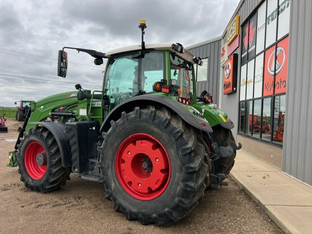 2019 Fendt 724S4 Tractor