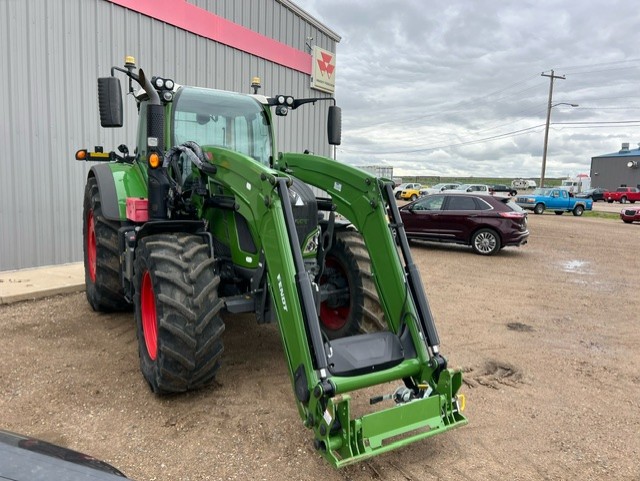 2019 Fendt 724S4 Tractor