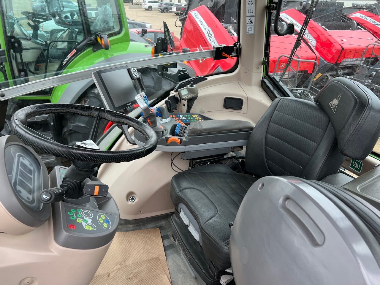 2020 Fendt 828S4 Tractor