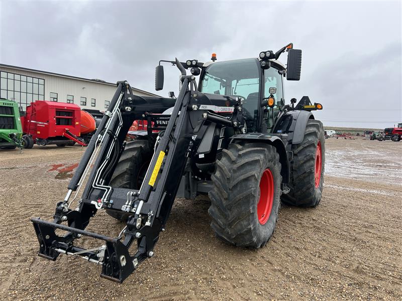 2022 Fendt 724 Gen6 Tractor