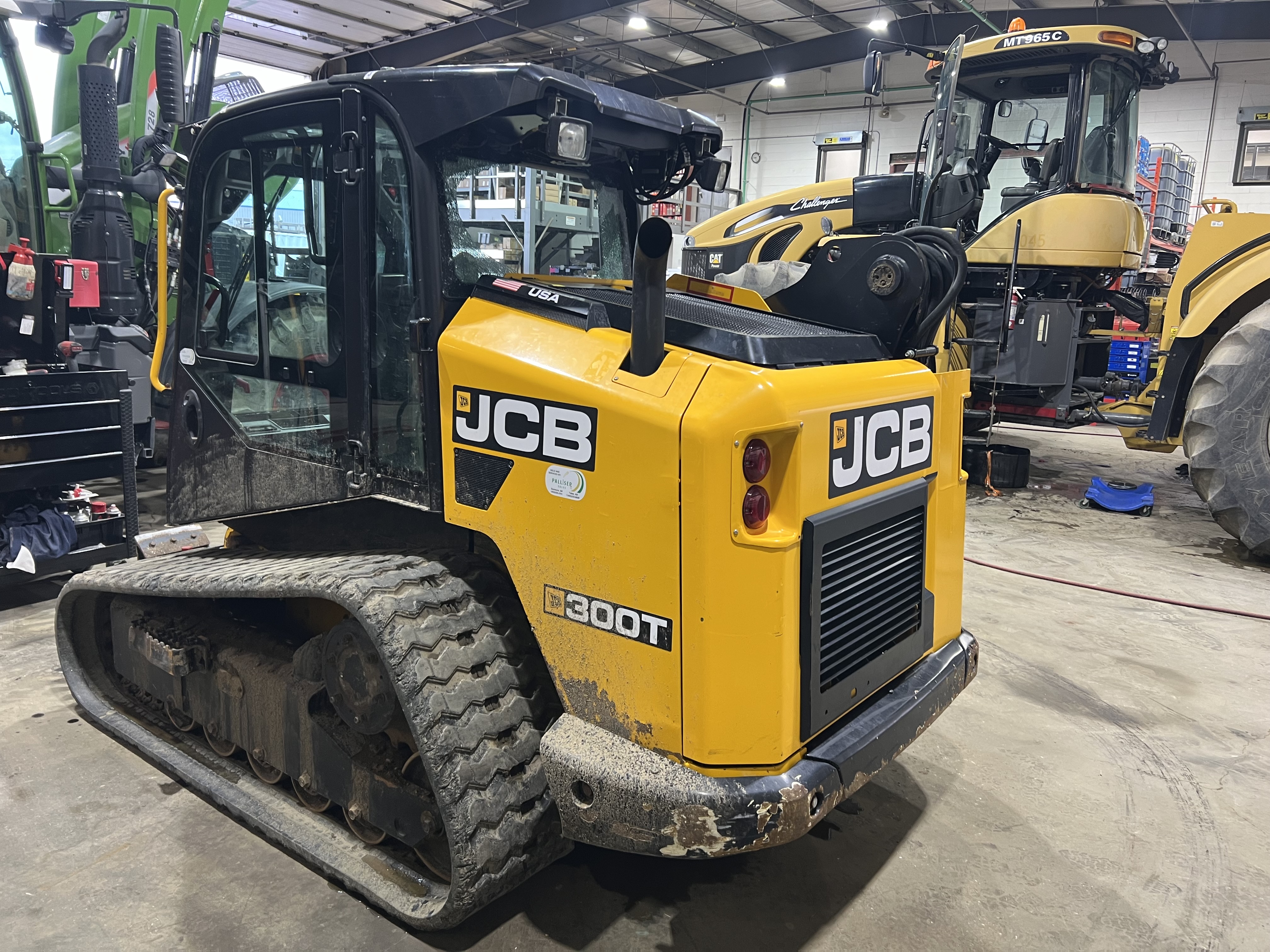 2022 JCB 300T Skid Steer Loader