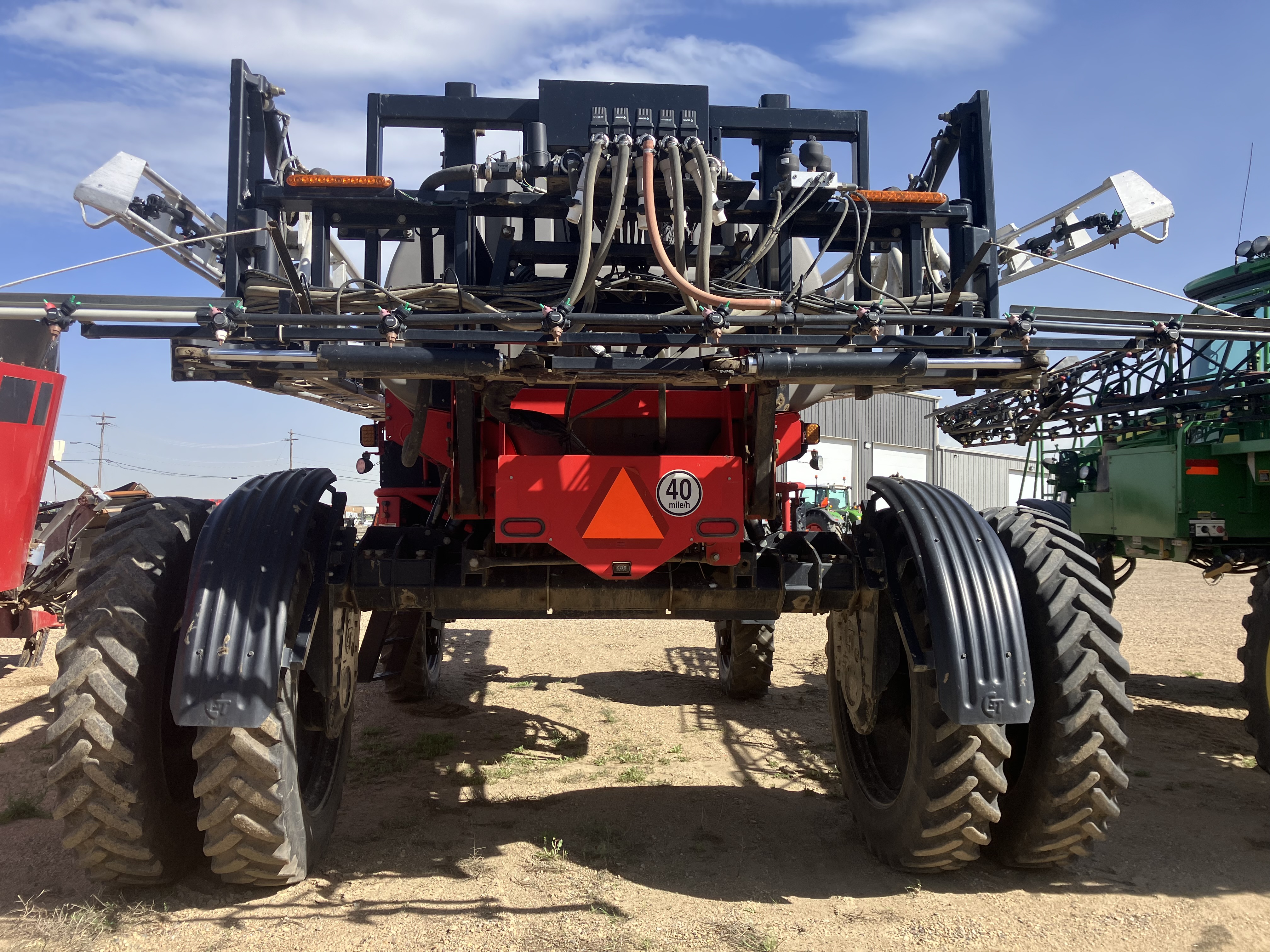 2014 Apache AS1220 Sprayer/High Clearance