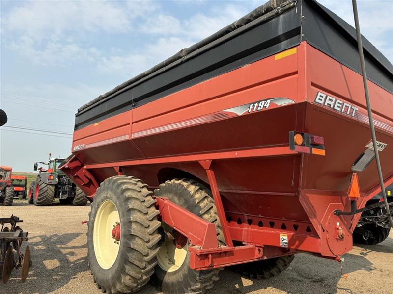 Brent 1194 Grain Cart