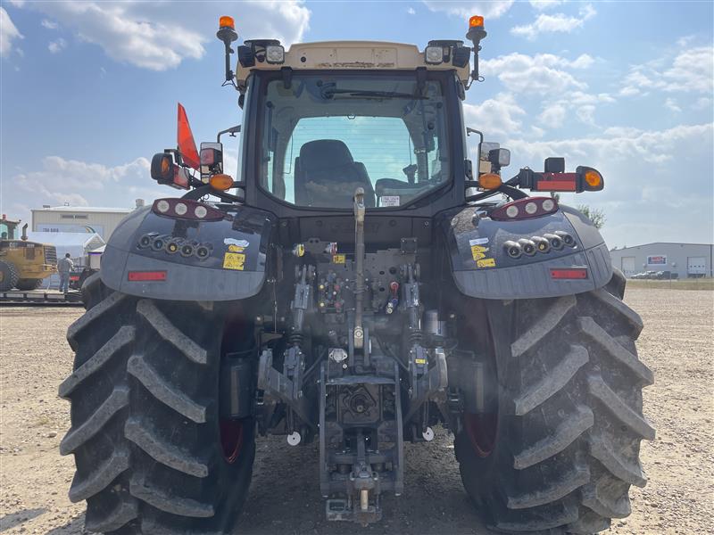 2020 Fendt 724S4 Tractor