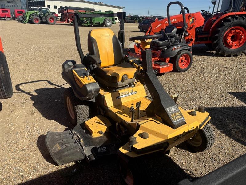 2015 Cub Cadet Tank S60 Mower/Zero Turn