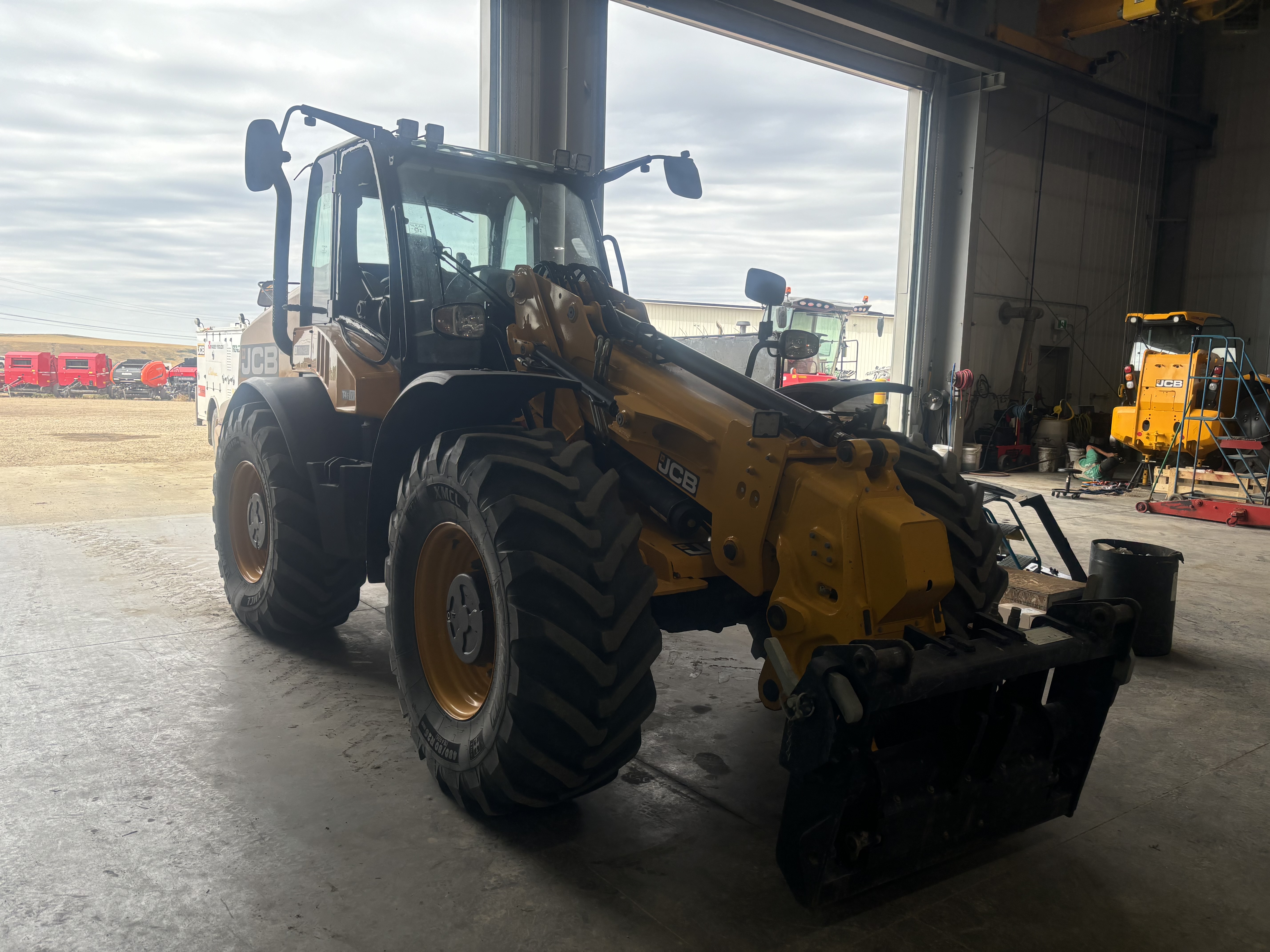 2021 JCB TM420 Wheel Loader