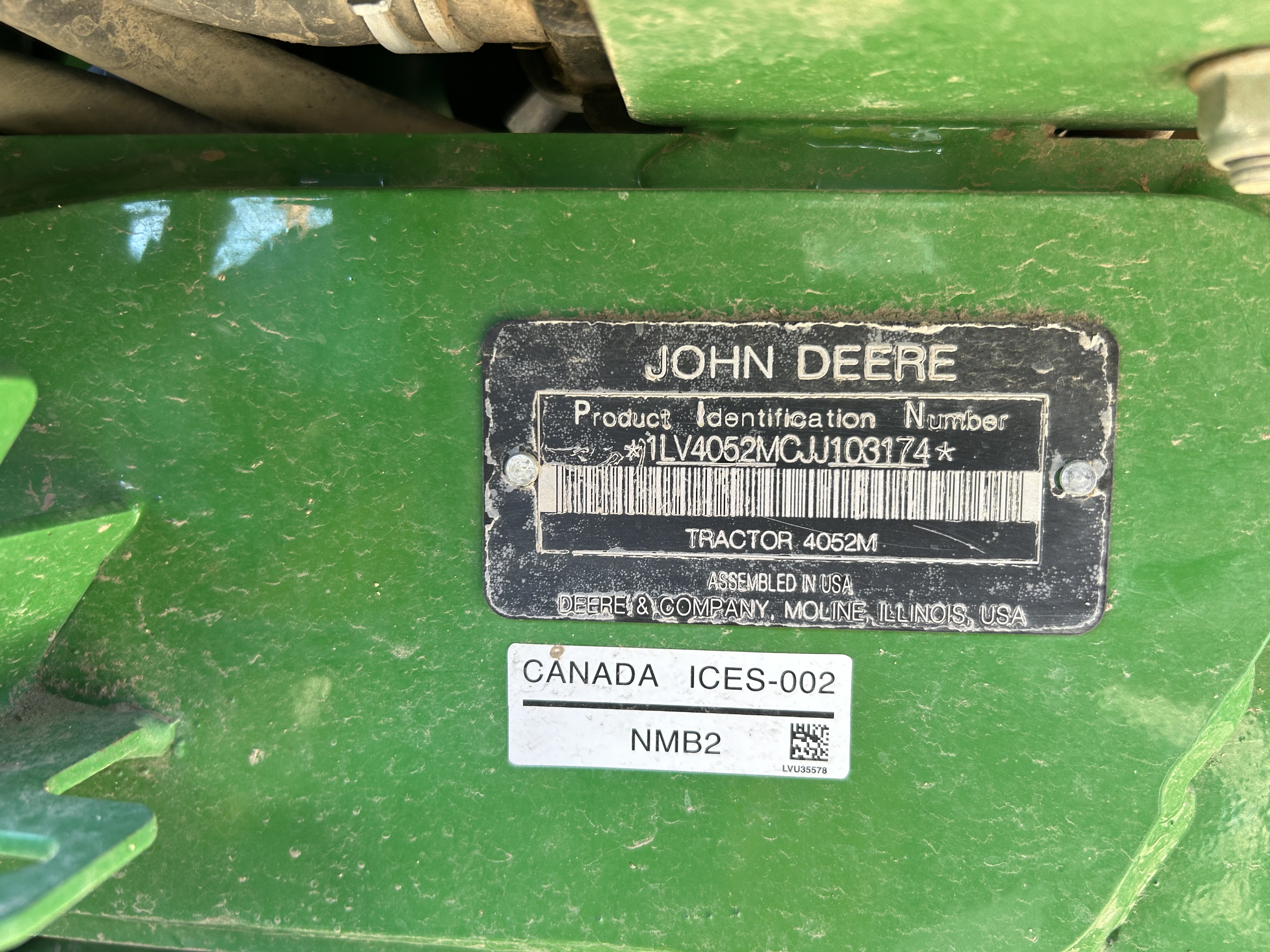 2018 John Deere 4052M Tractor