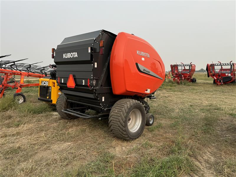 2017 Kubota BV4580 Baler/Round