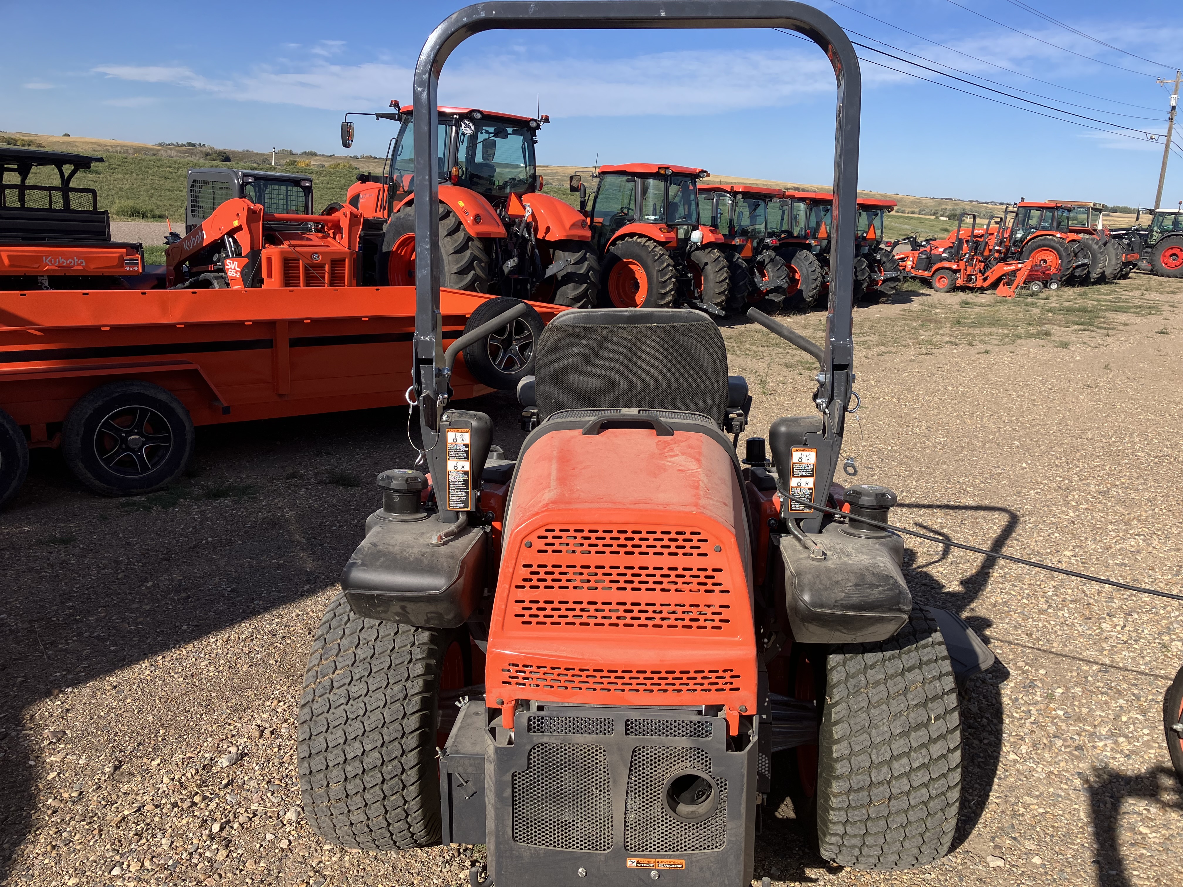 2023 Kubota ZG327 Mower/Zero Turn