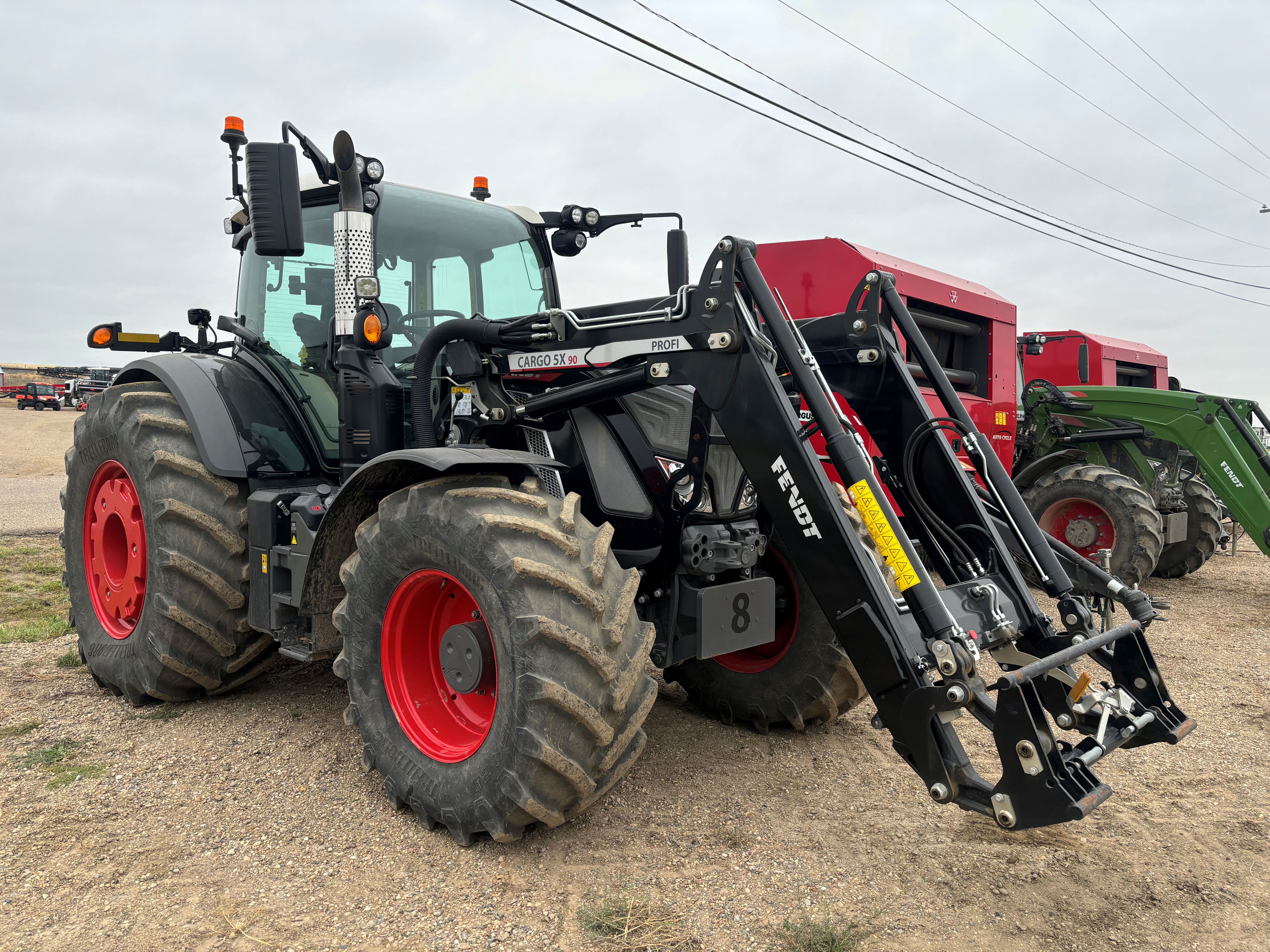 2022 Fendt 724 Gen6 Tractor