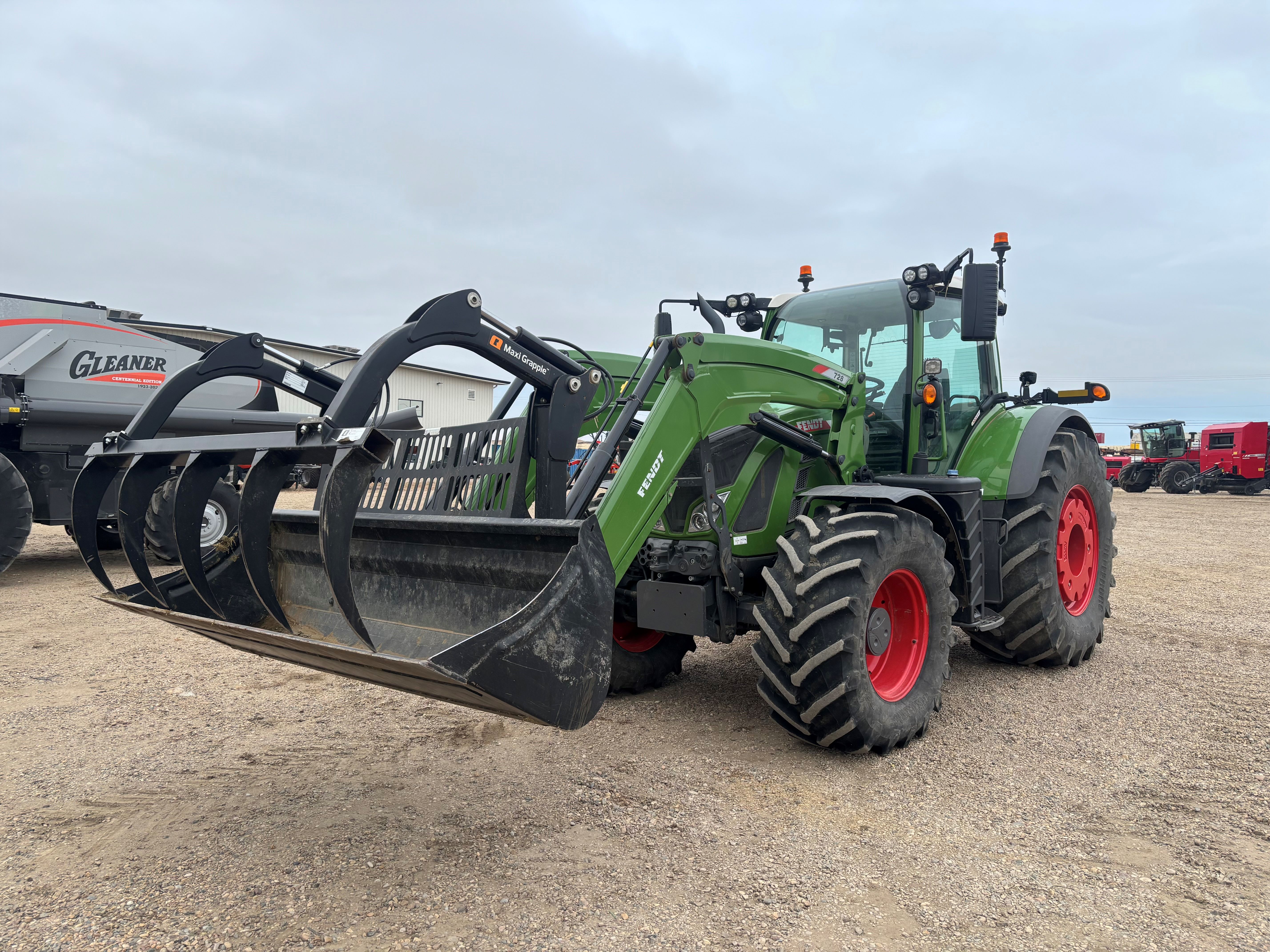 2022 Fendt 724 Gen6 Tractor