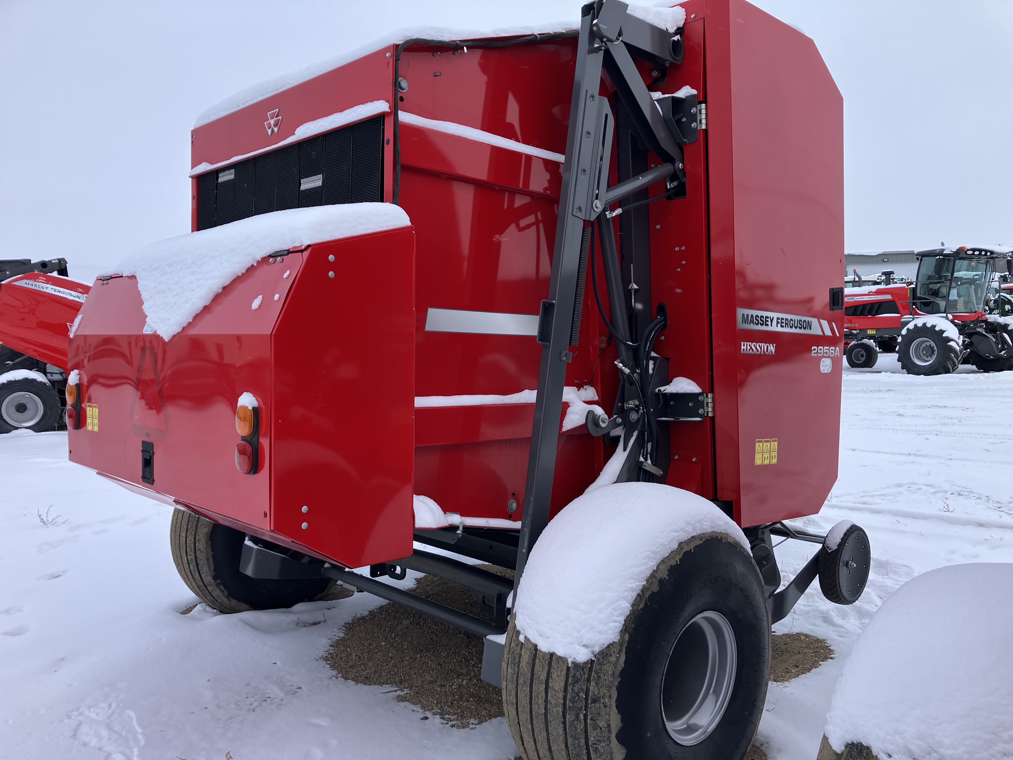 Massey Ferguson 2956 Baler/Round