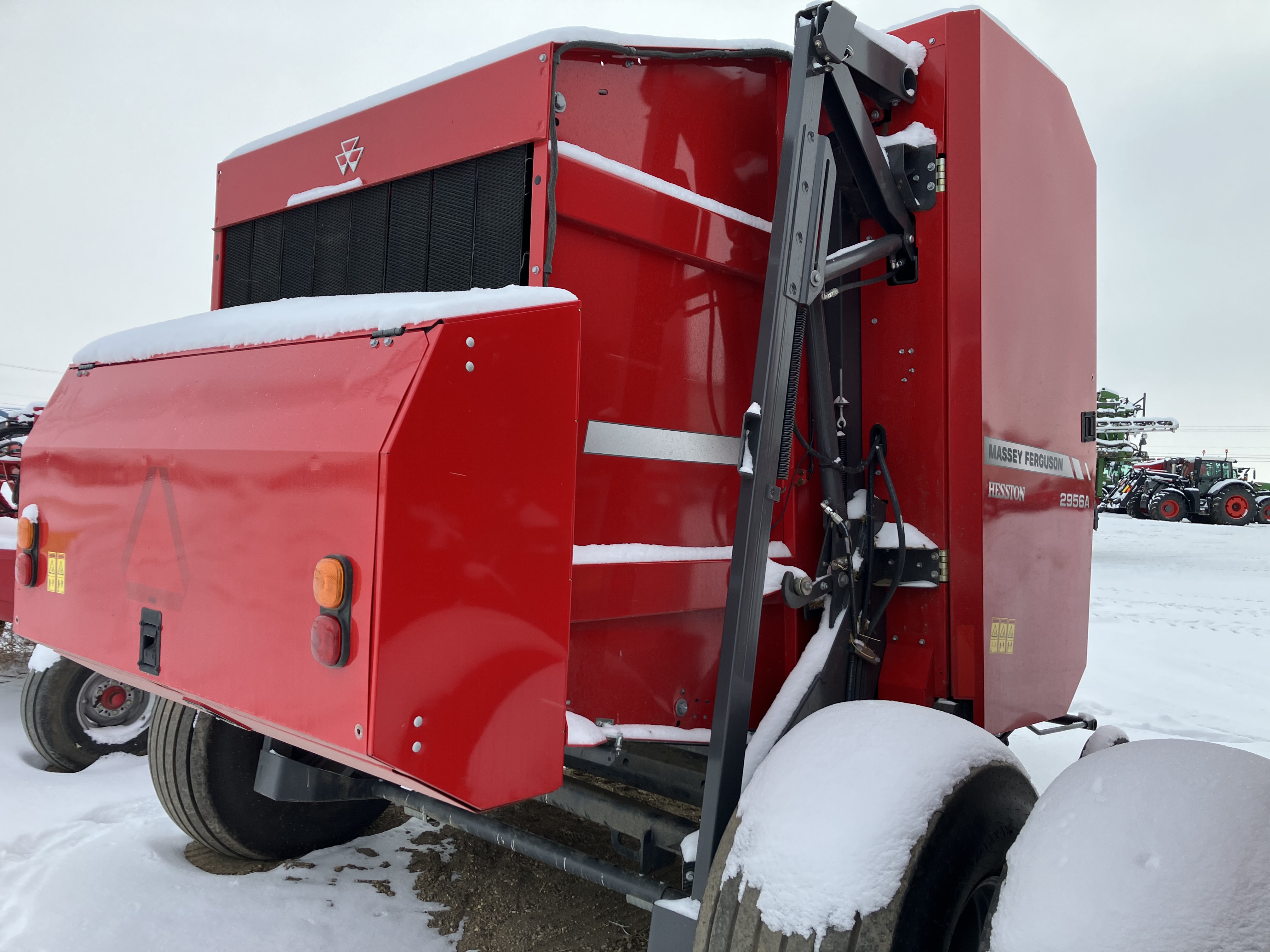 Massey Ferguson 2956 Baler/Round