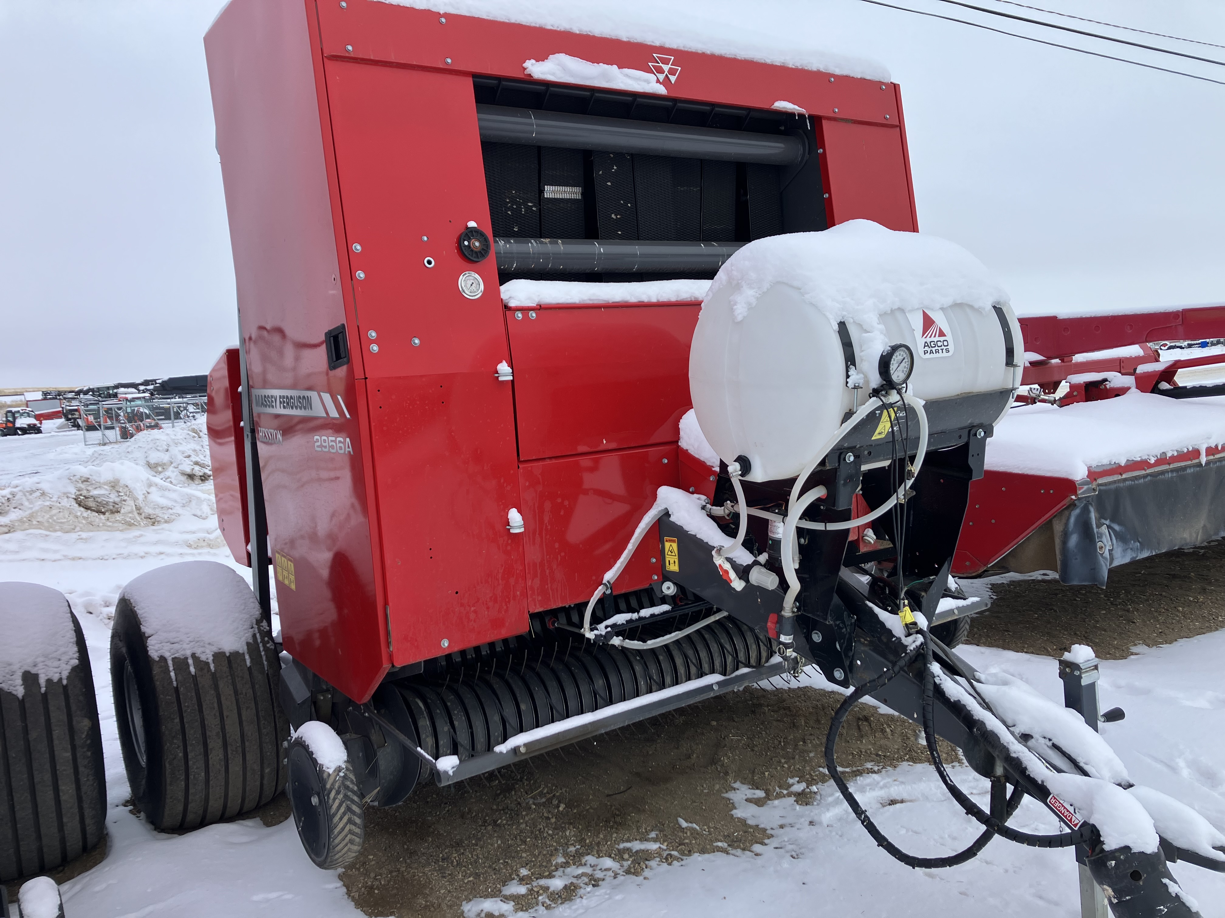 Massey Ferguson 2956 Baler/Round