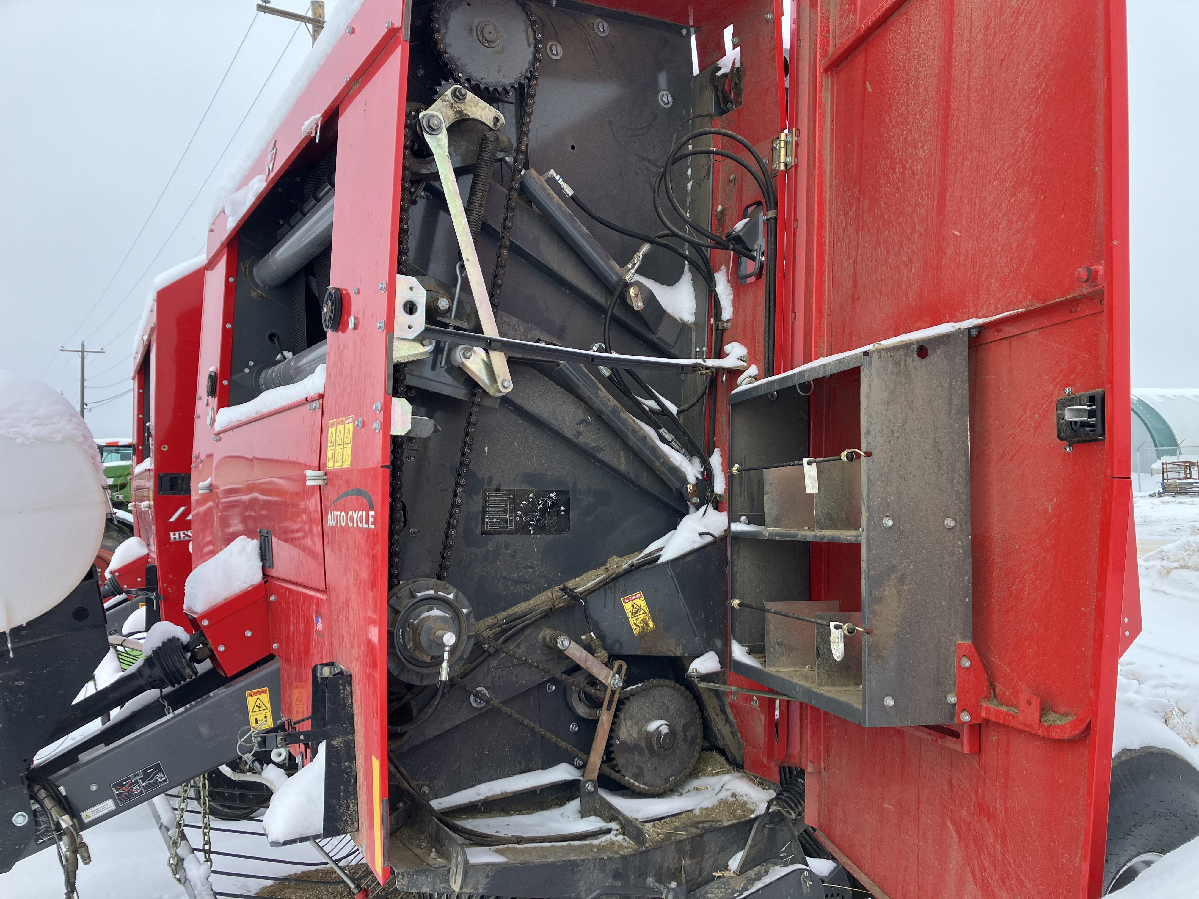 Massey Ferguson 2956 Baler/Round