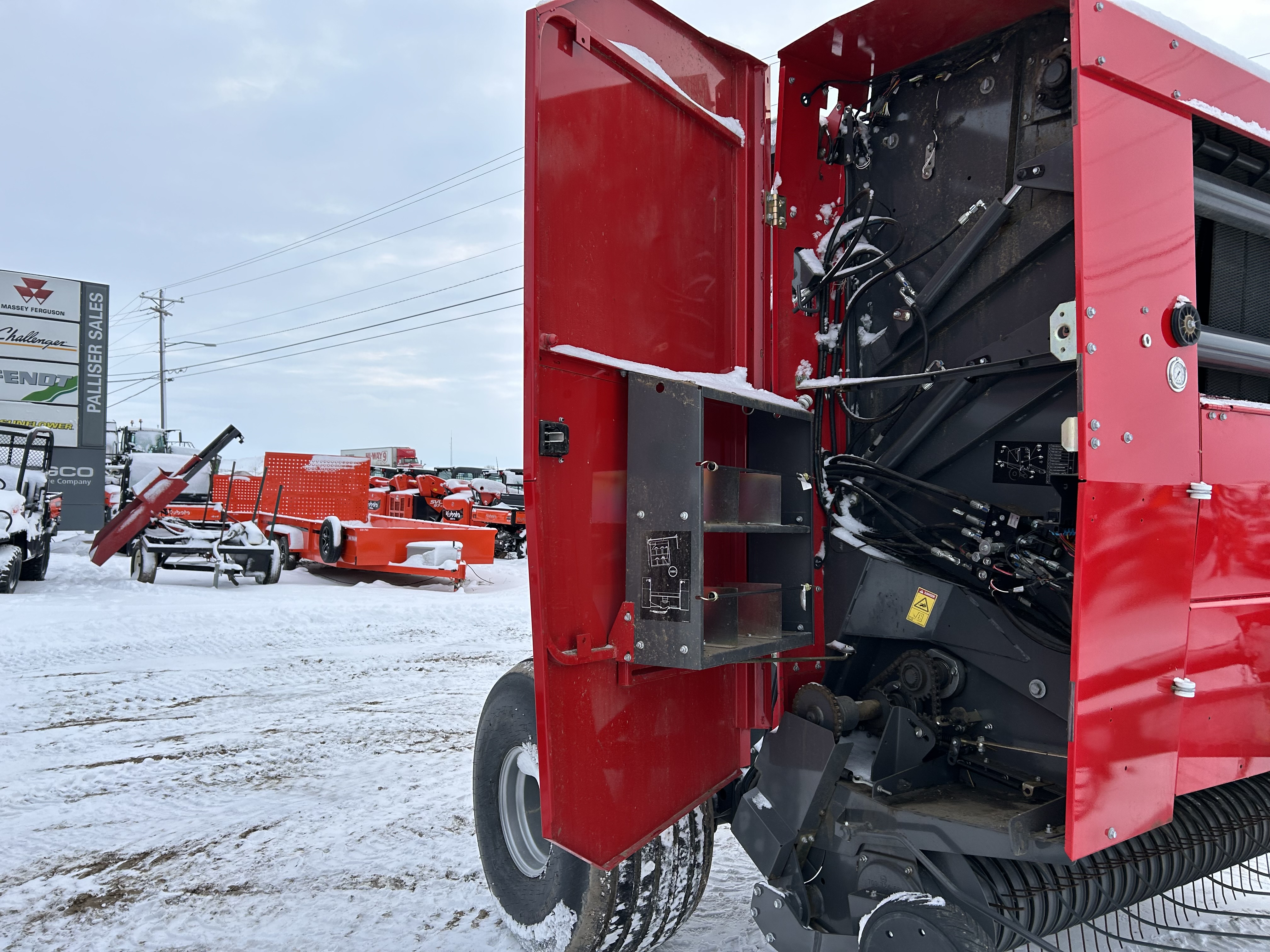 2022 Massey Ferguson 2956 Baler/Round