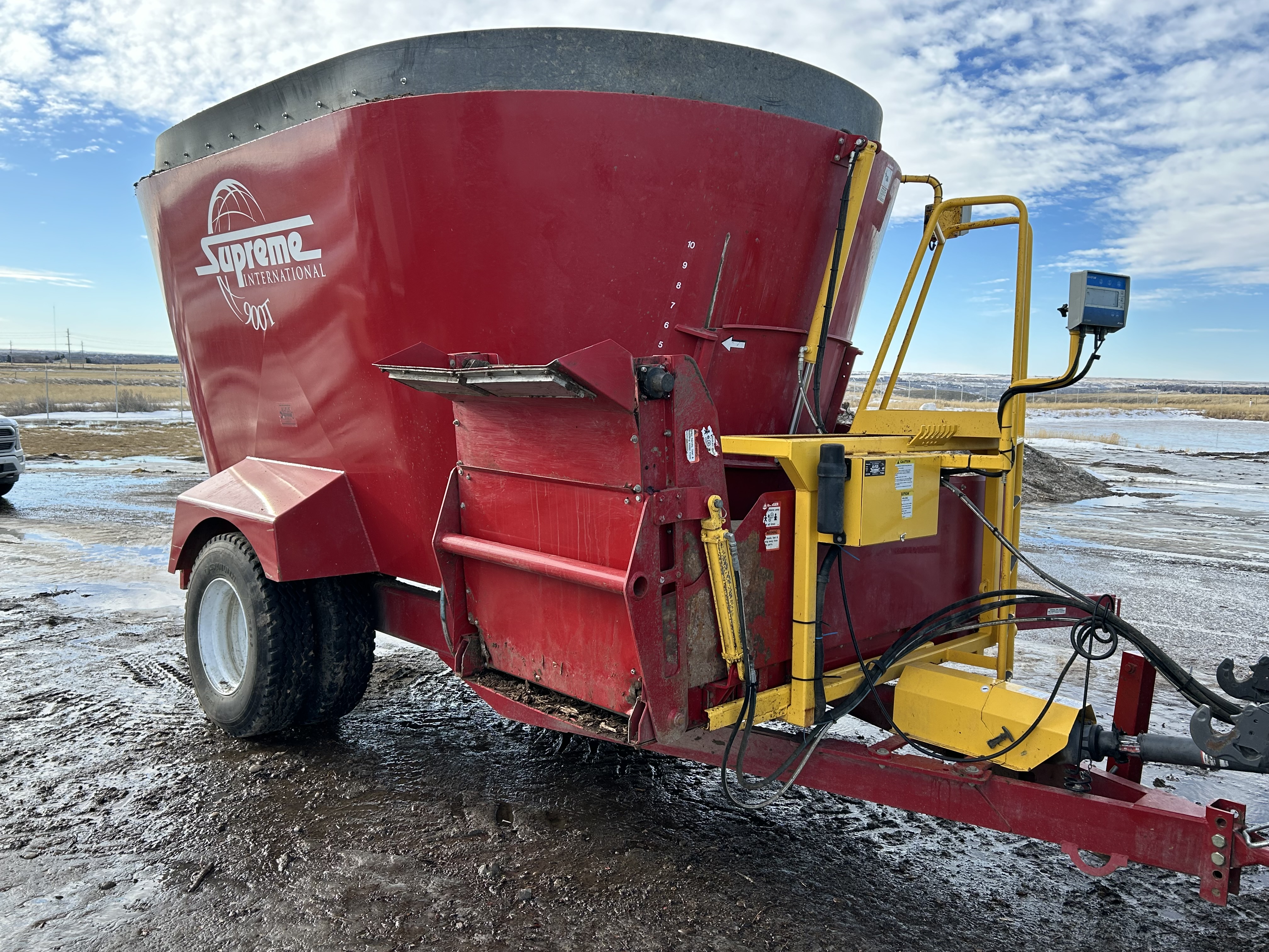 2019 Supreme 900T TMR Mixer