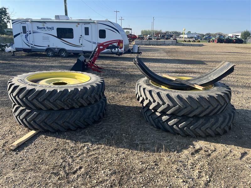 John Deere R4038 Sprayer/High Clearance