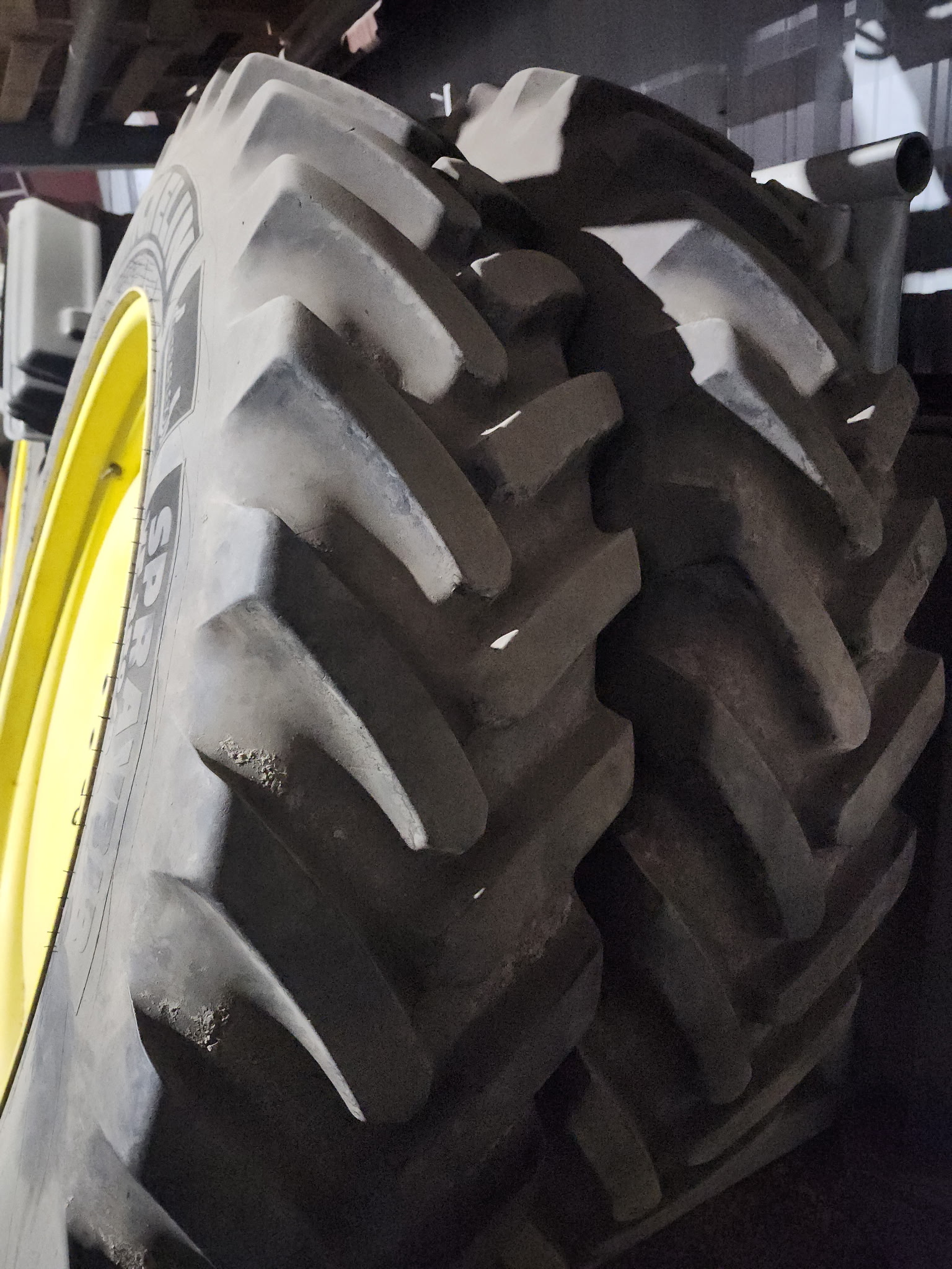 John Deere R4038 Sprayer/High Clearance