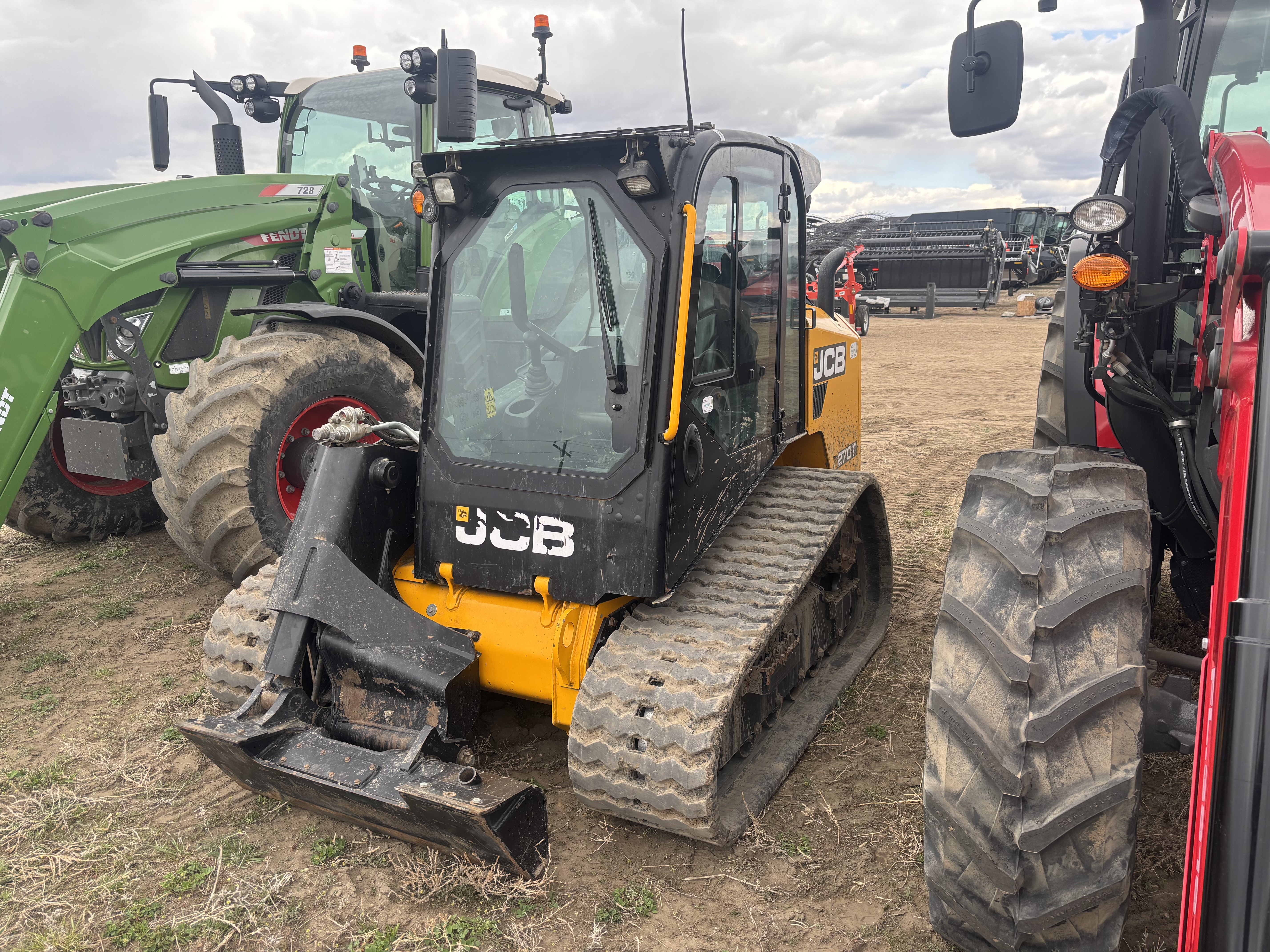 2022 JCB 270T Skid Steer Loader