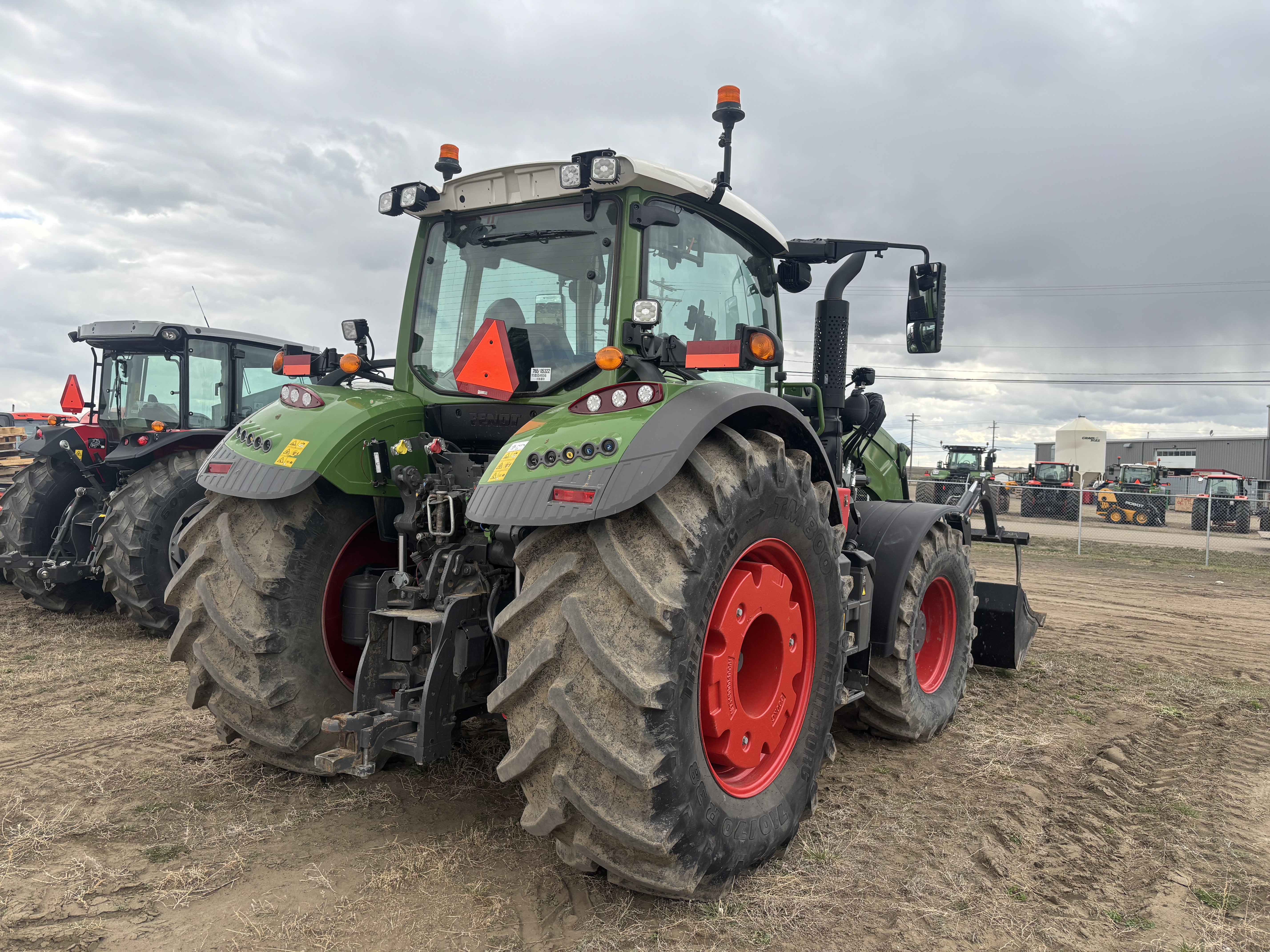 2022 Fendt 724 Gen6 Tractor