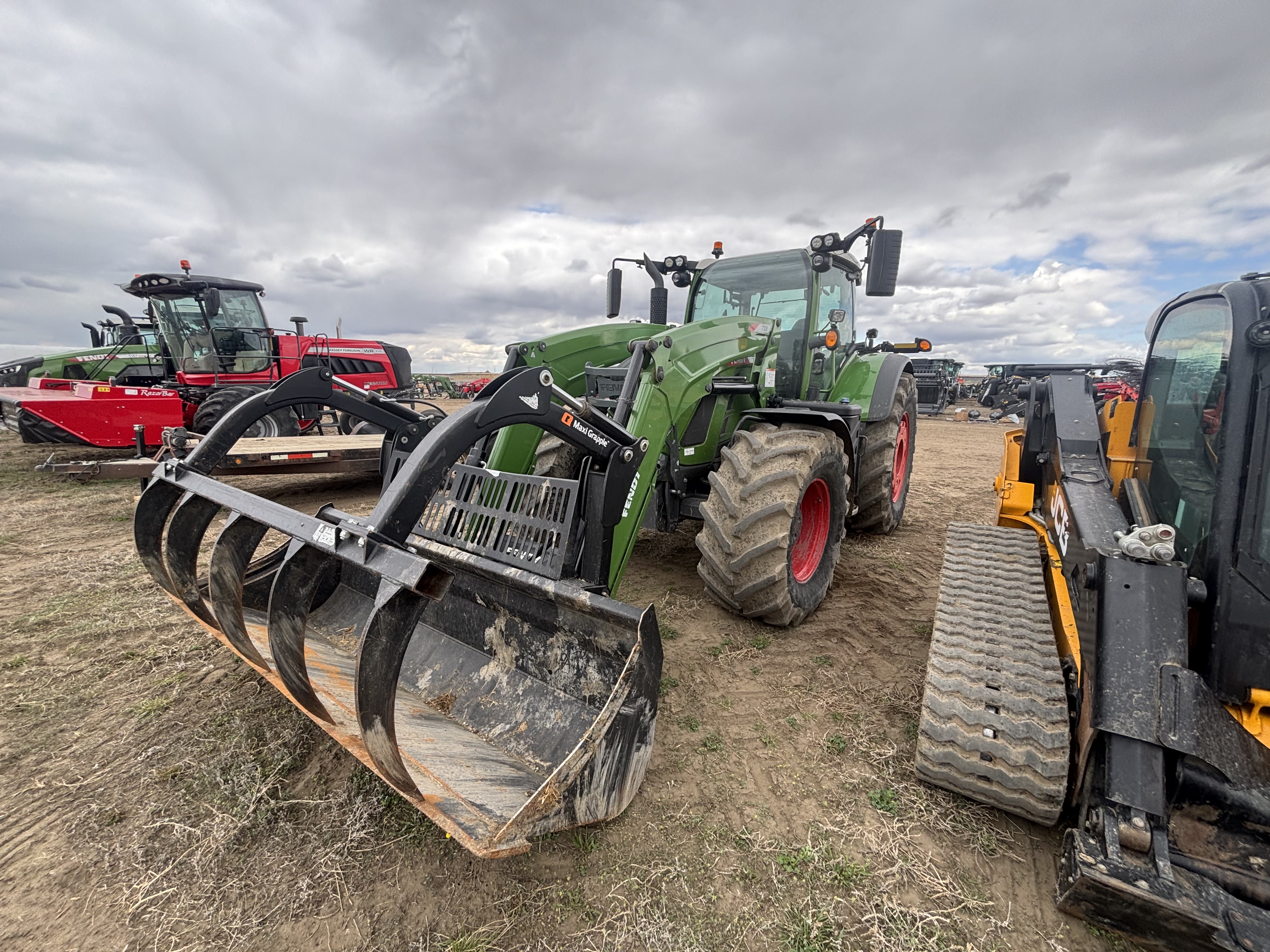 2022 Fendt 724 Gen6 Tractor