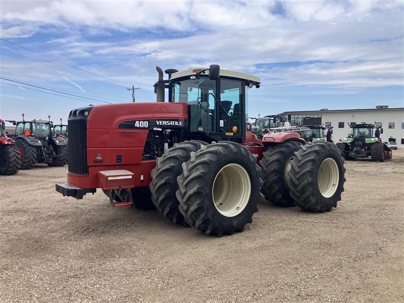 Versatile 400 Tractor
