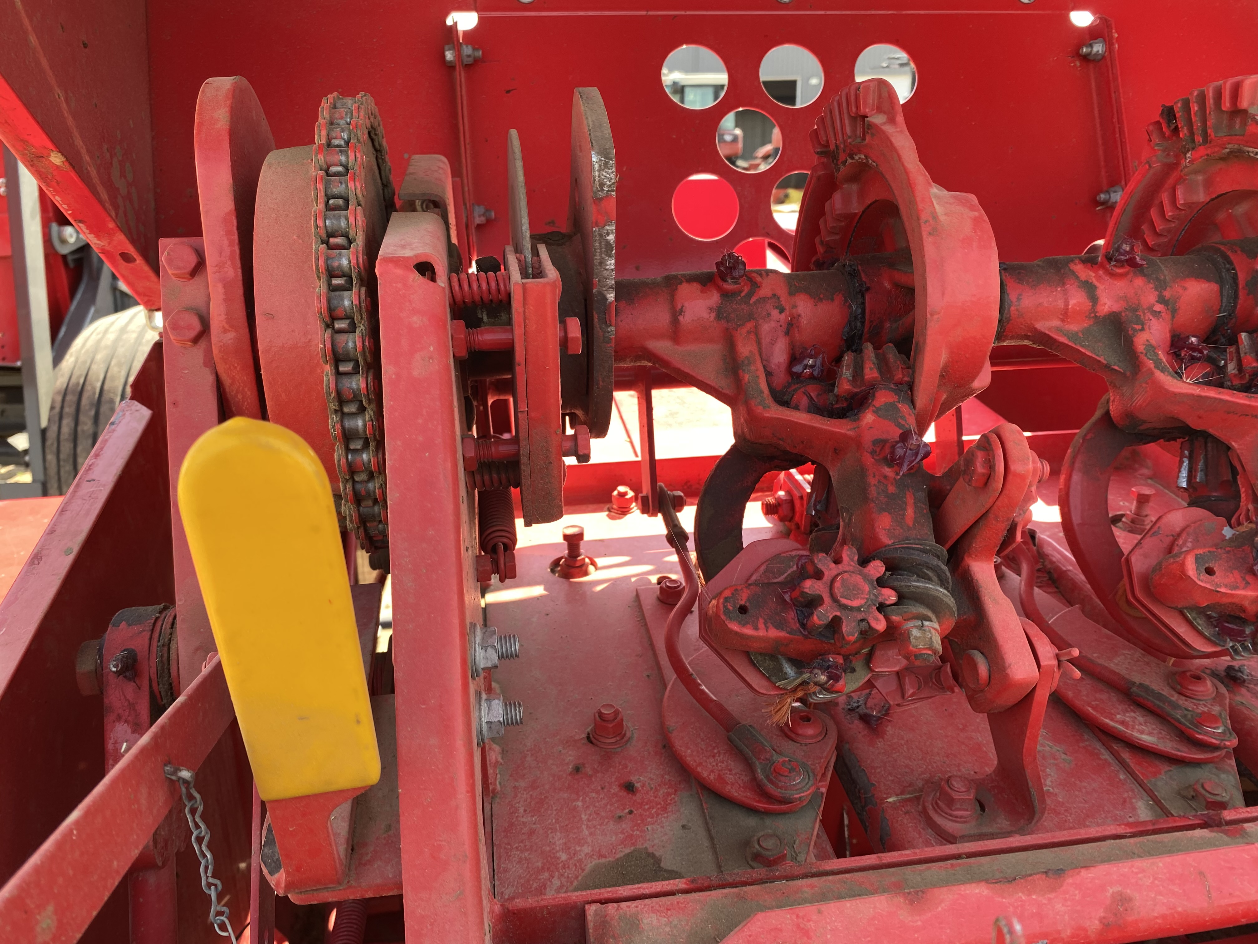 2015 Massey Ferguson 1838 Baler/Square