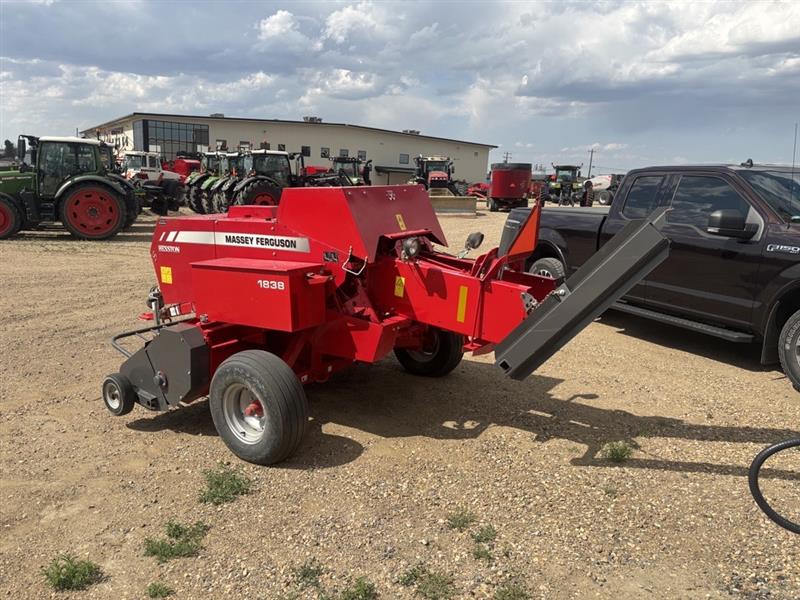 2015 Massey Ferguson 1838 Baler/Square
