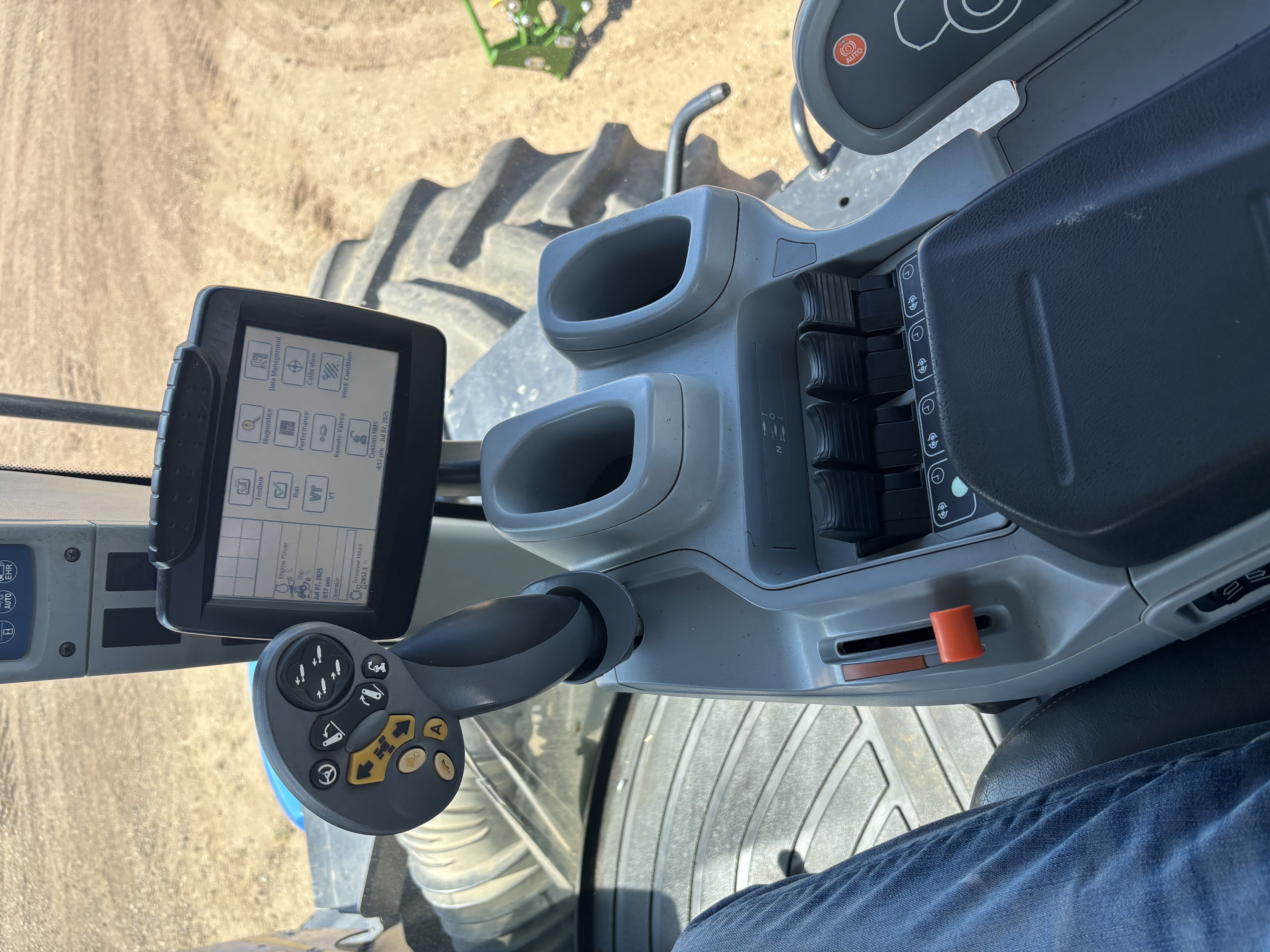 2012 New Holland T9.615 Tractor