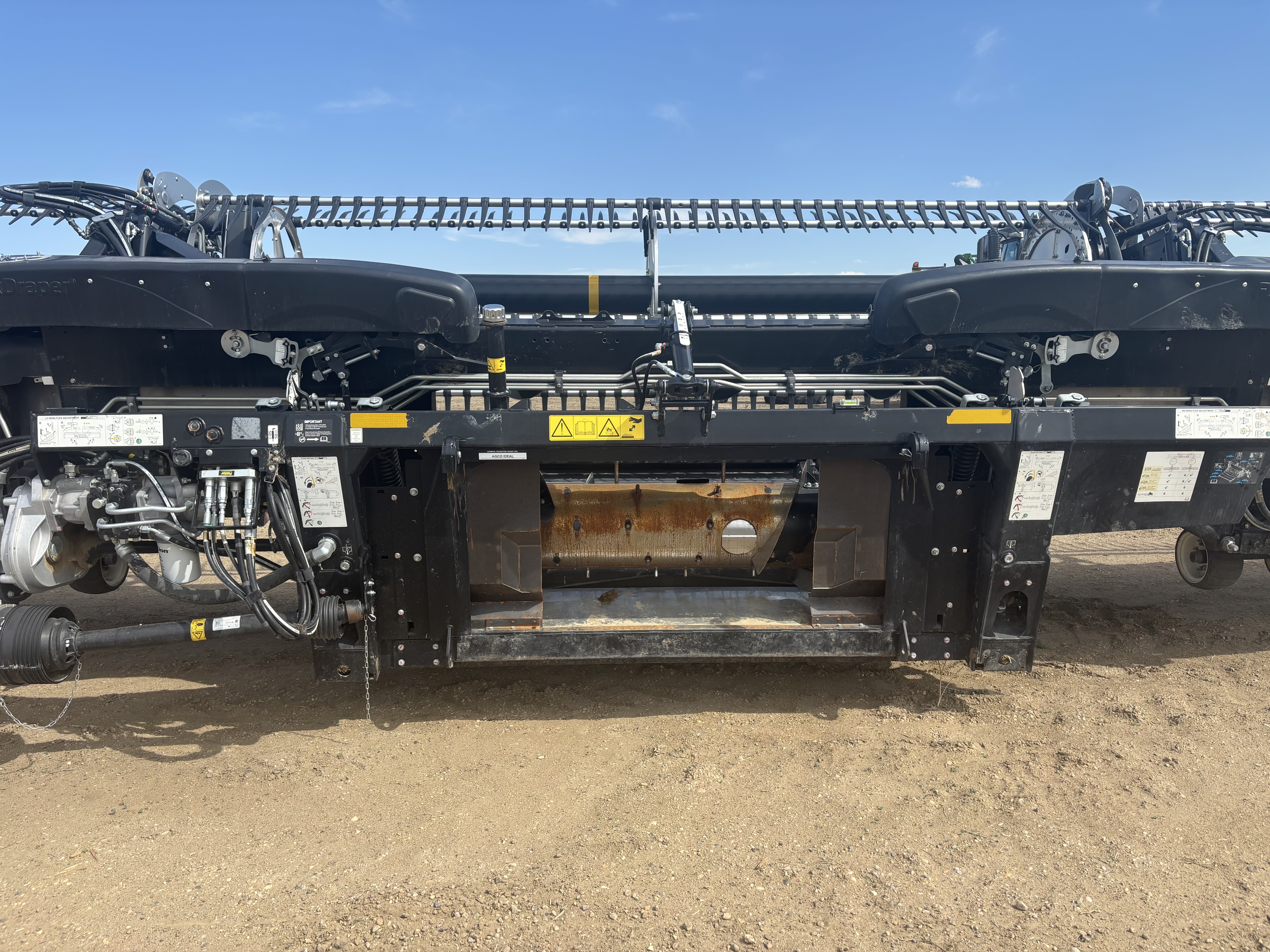 2022 MacDon FD250 Header Combine