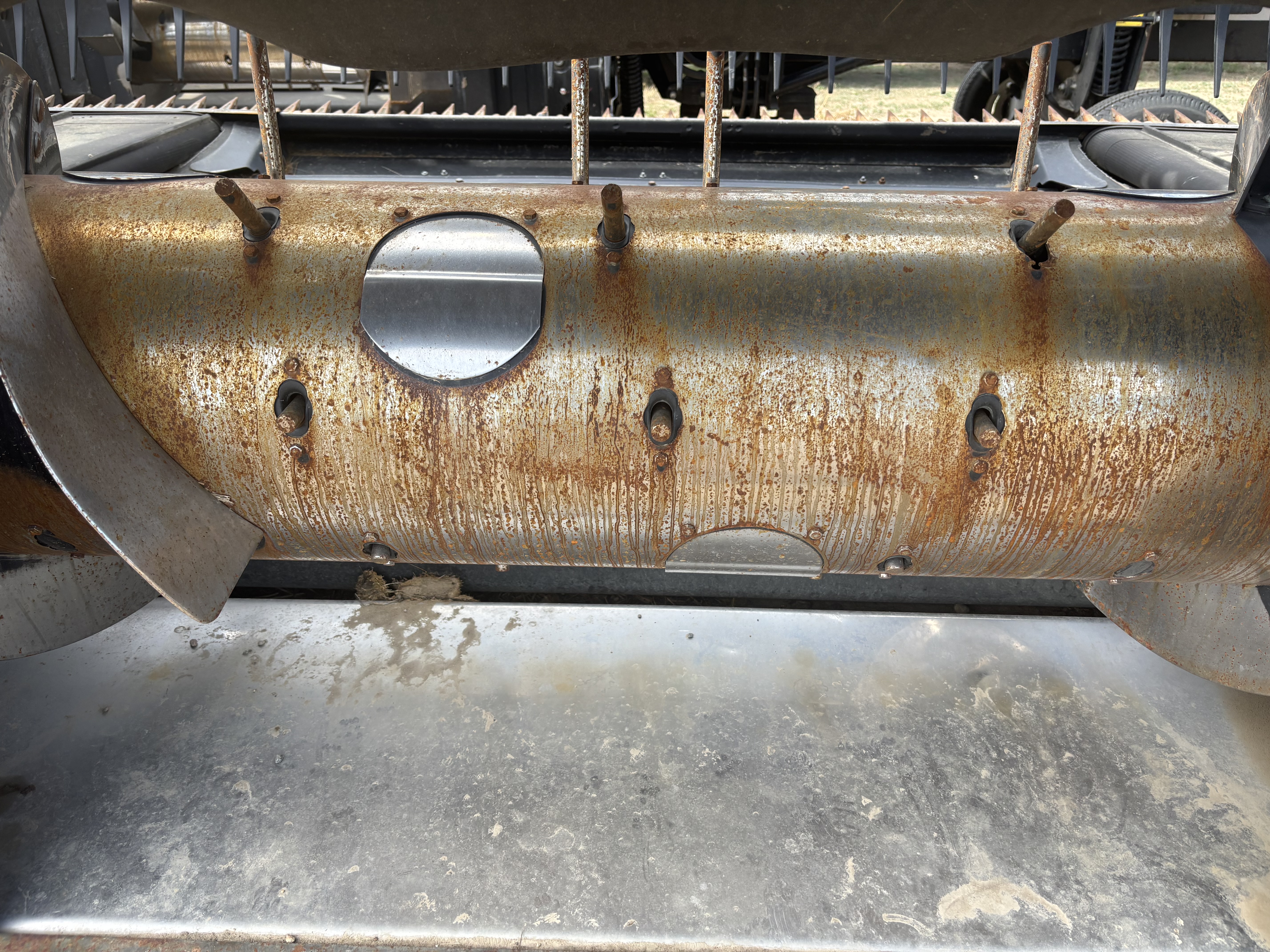 2022 MacDon FD250 Header Combine