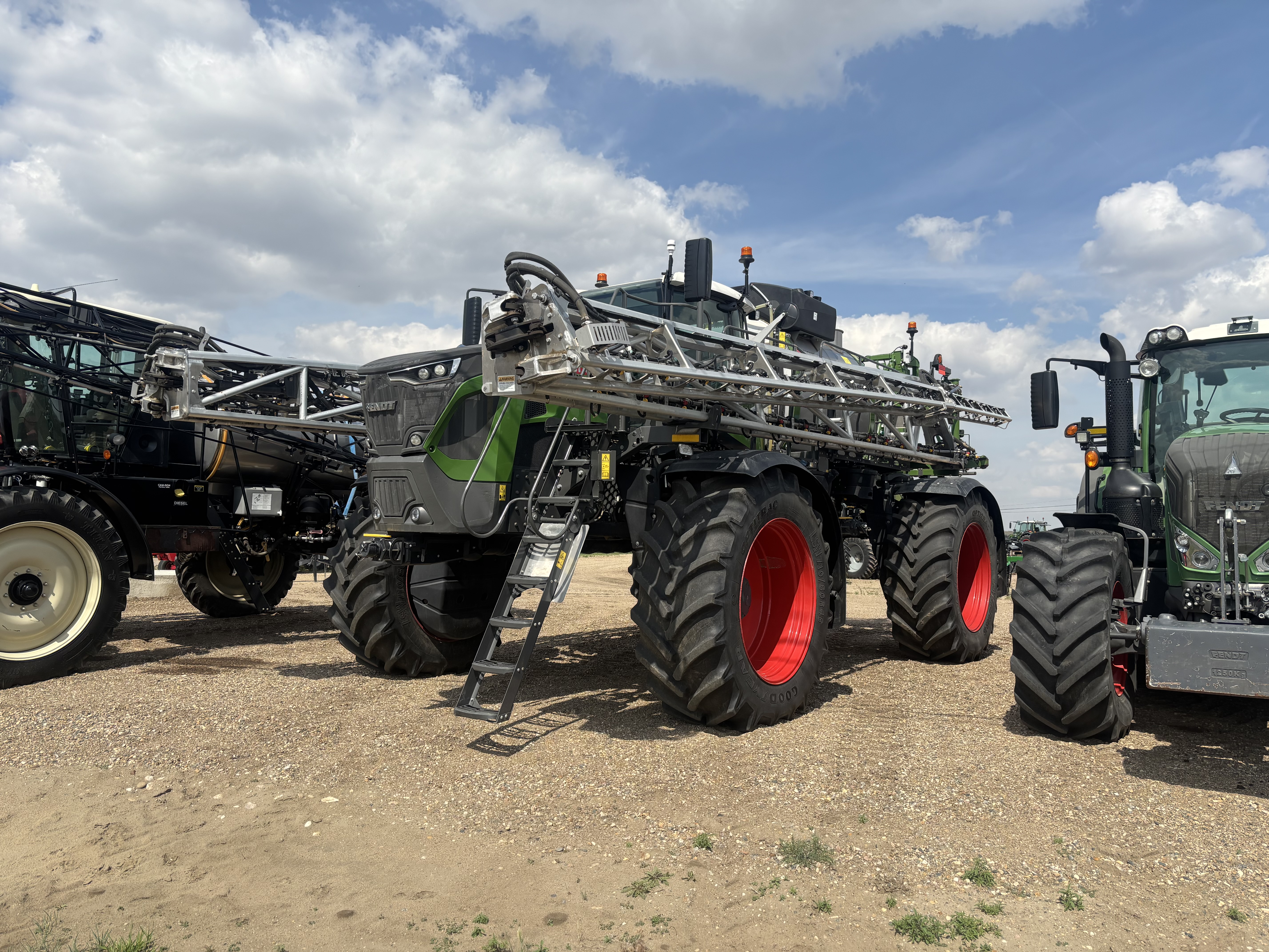 2023 Fendt RG937 Sprayer/High Clearance