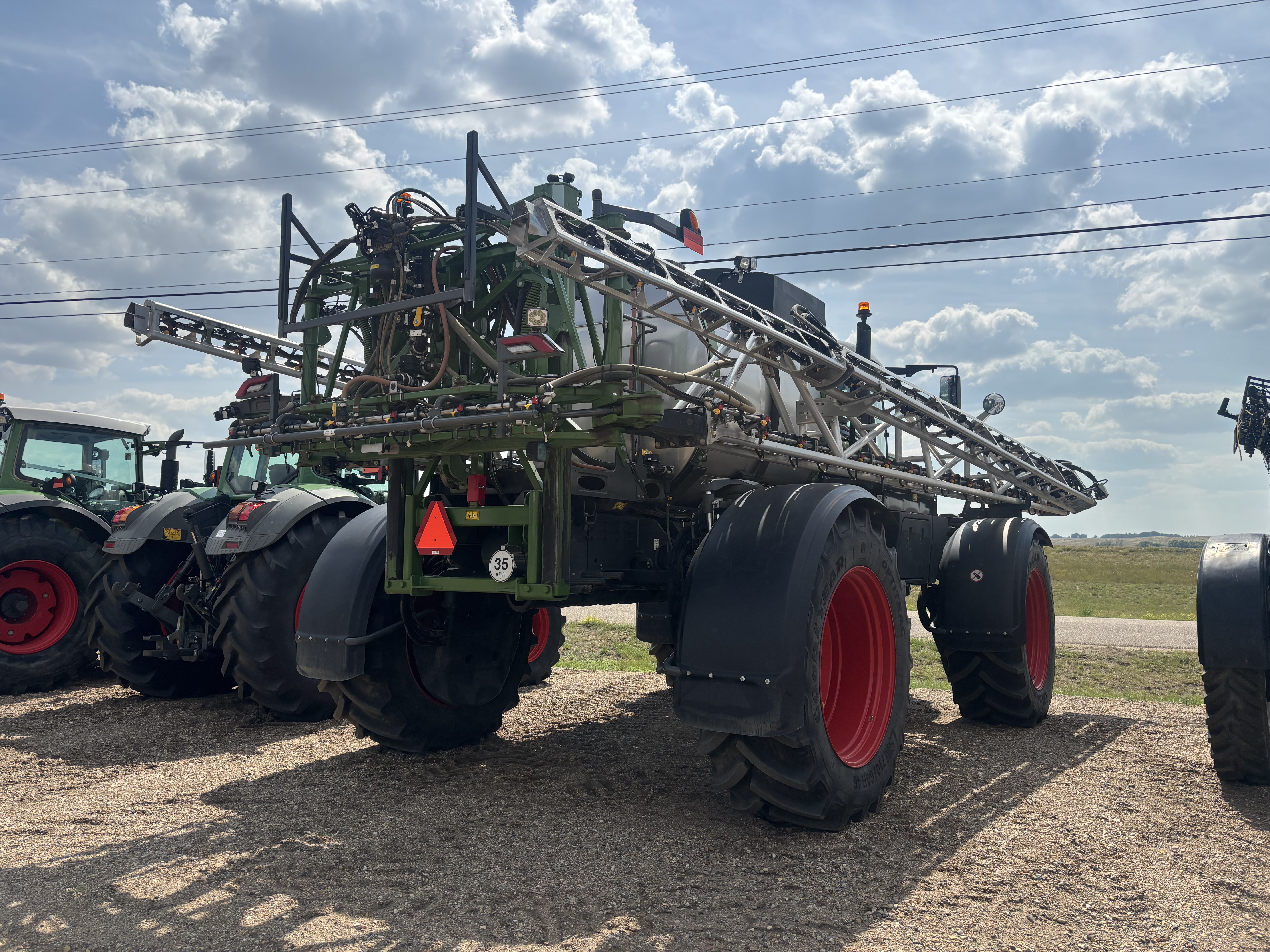2023 Fendt RG937 Sprayer/High Clearance