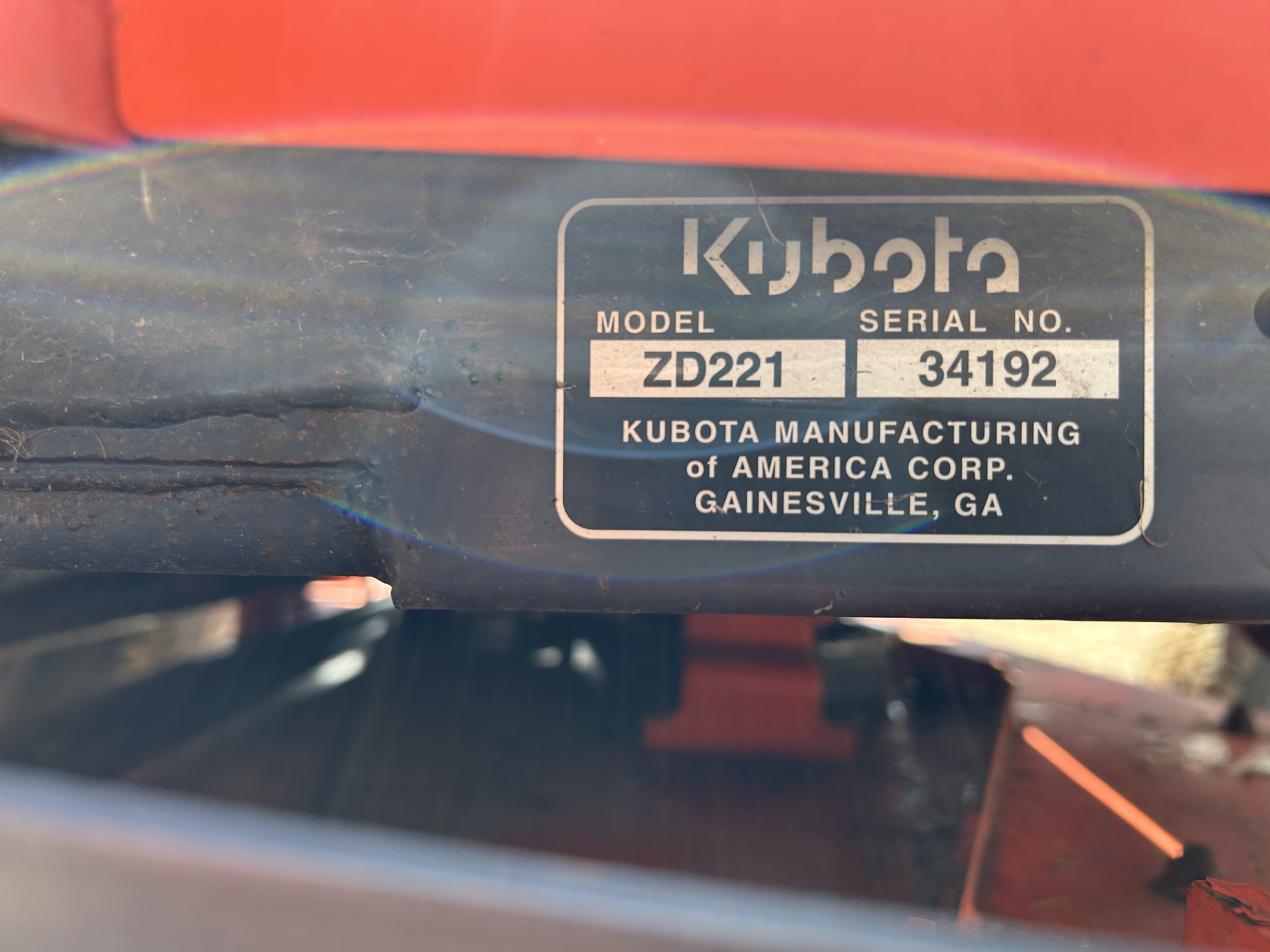 2014 Kubota ZD221 Mower/Zero Turn